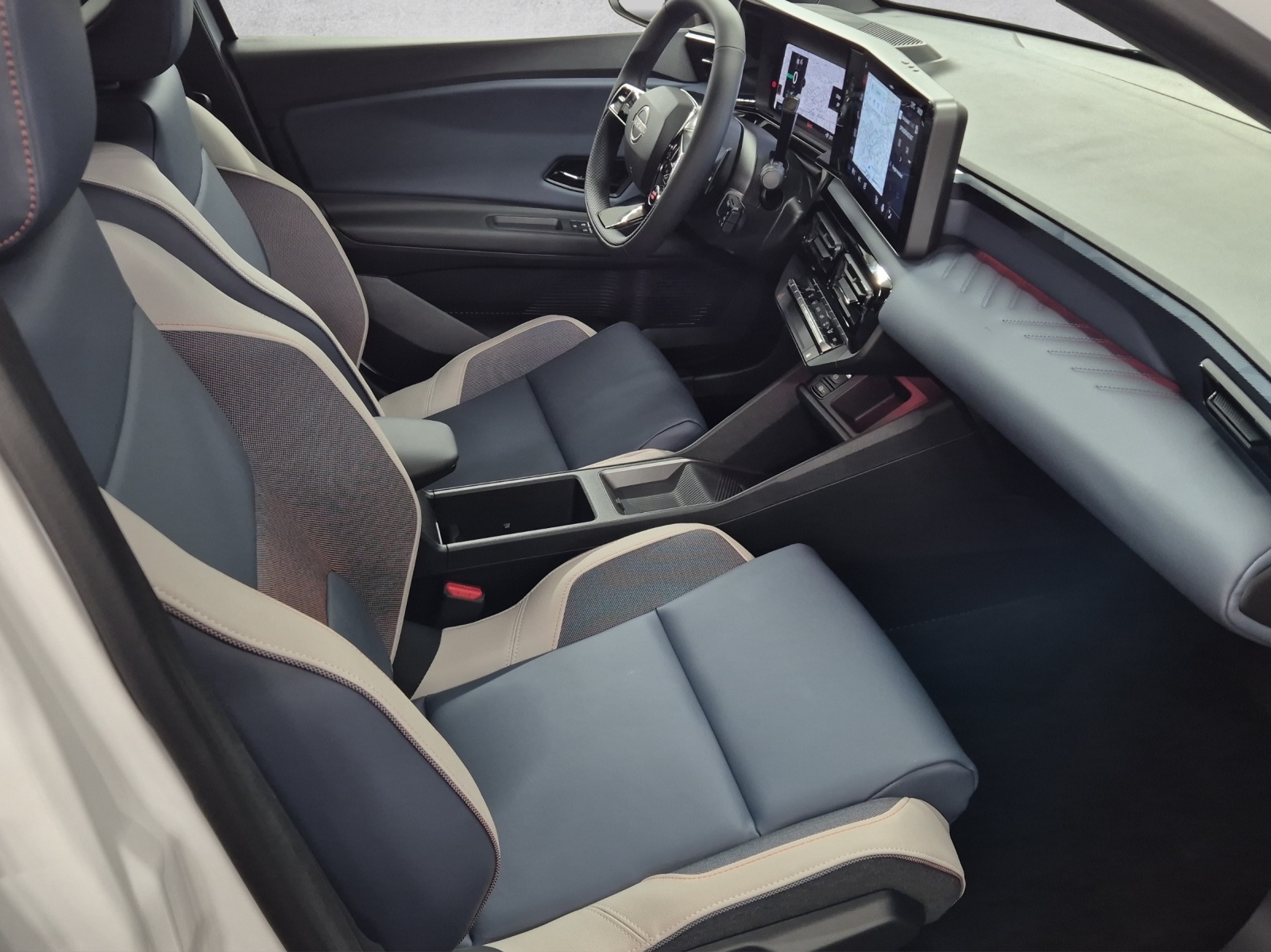 NISSAN Micra Evolve 52kWh-image-13