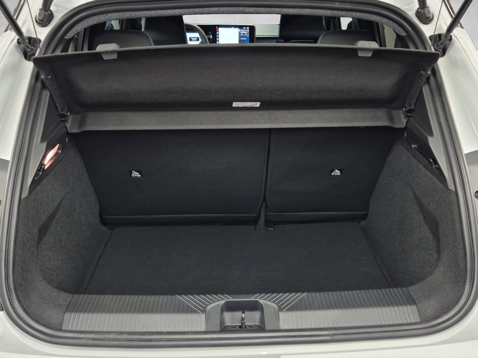 NISSAN Micra Evolve 52kWh-image-12