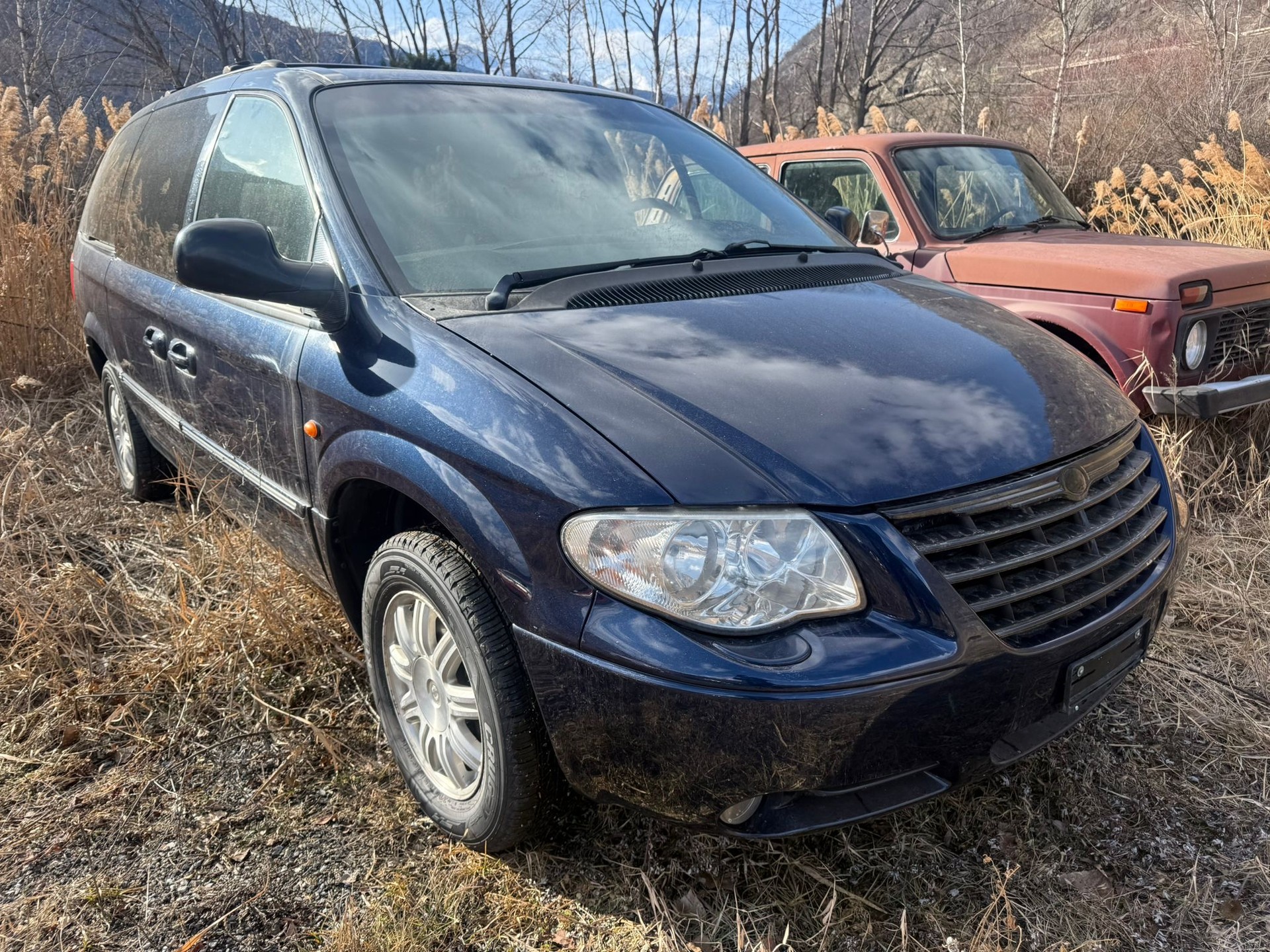 CHRYSLER Grand Voy. 2.8 CRD LTD Automatic-image-3