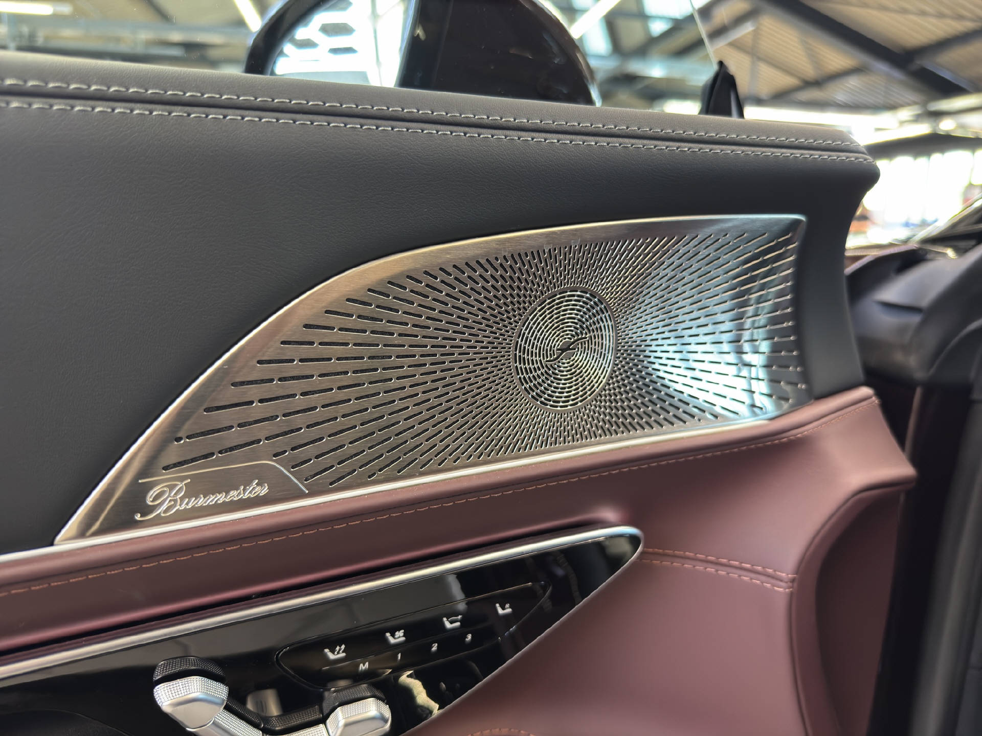 MERCEDES-BENZ AMG SL 43-image-11