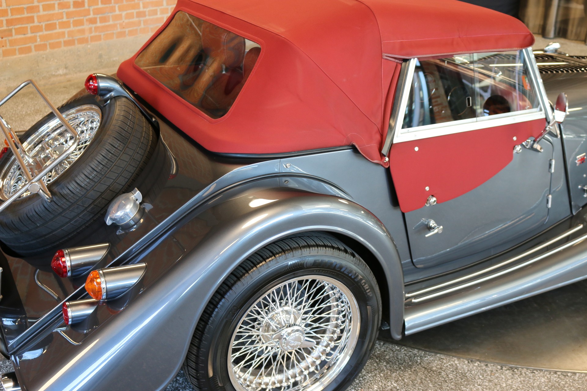 MORGAN Roadster 3.7 V6 Swiss Pack-image-6