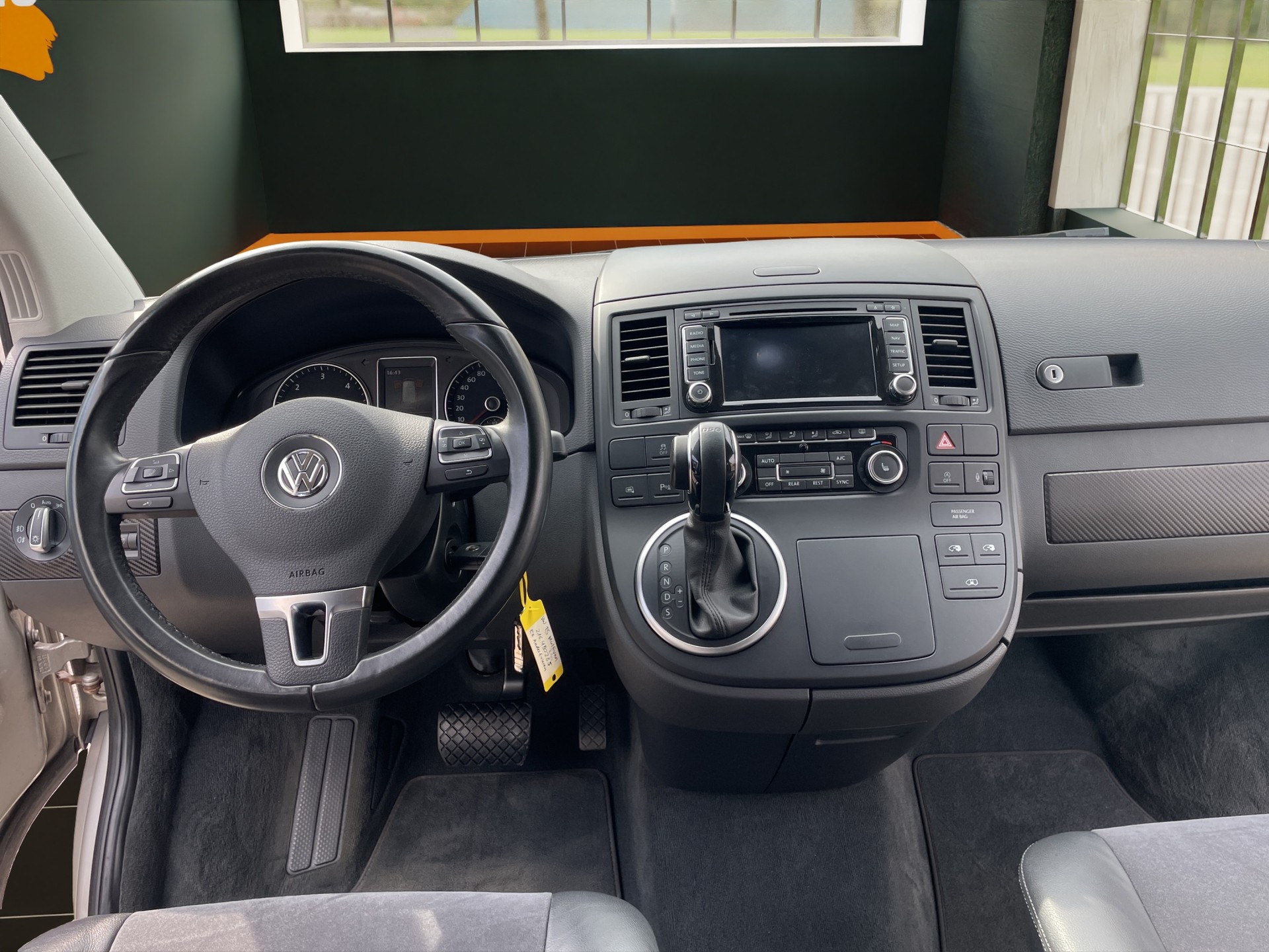 VW T5 Multivan 2.0 Bi-TDI CR HL Prem. 4Motion DSG-image-9