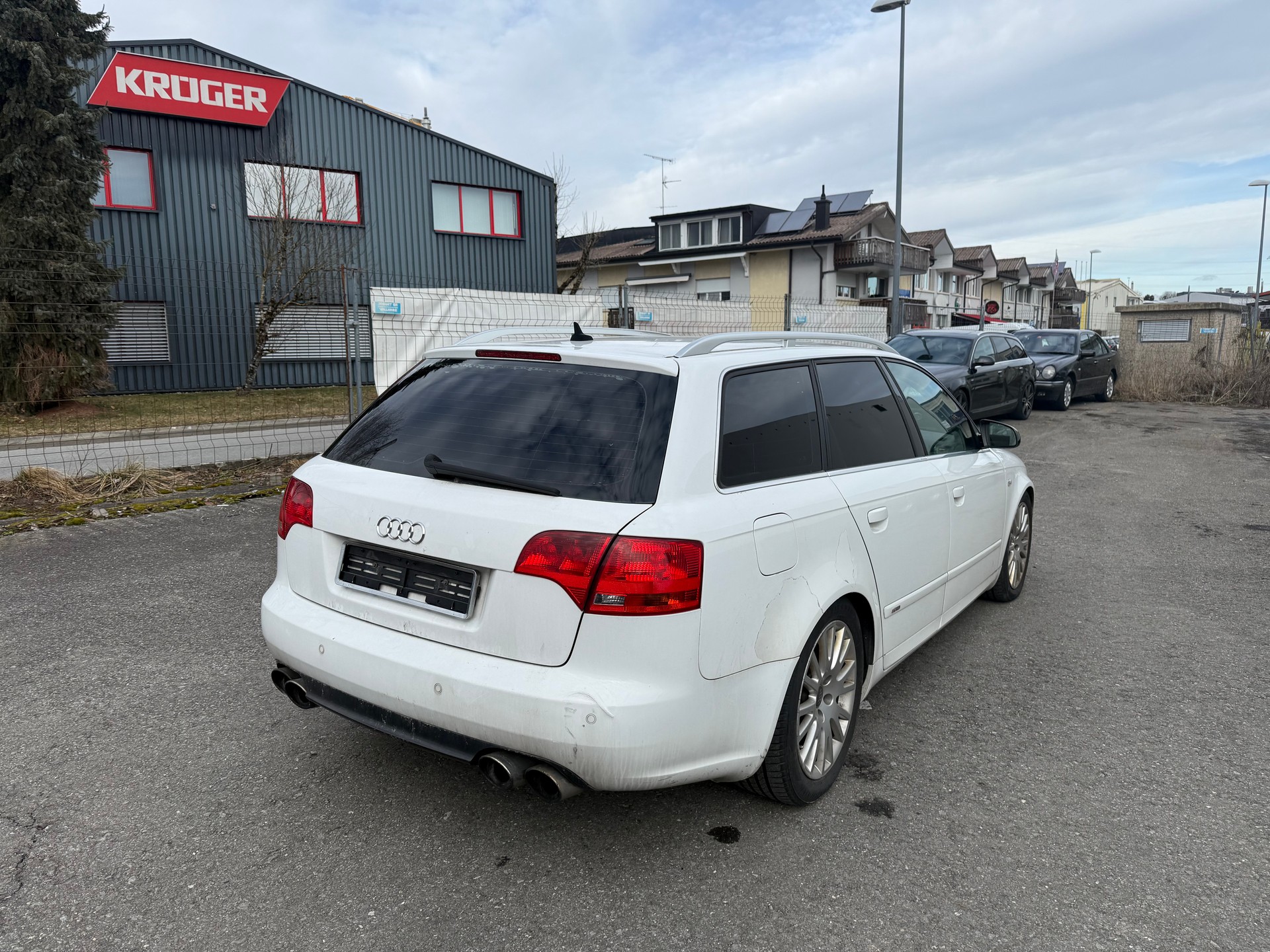 AUDI A4 Avant 3.0 V6 TDI quattro-image-17
