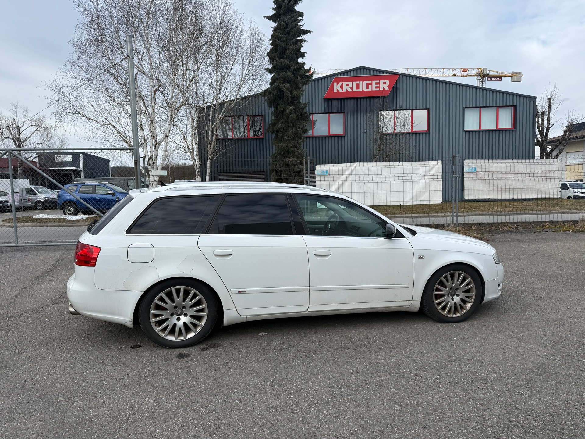 AUDI A4 Avant 3.0 V6 TDI quattro-image-4