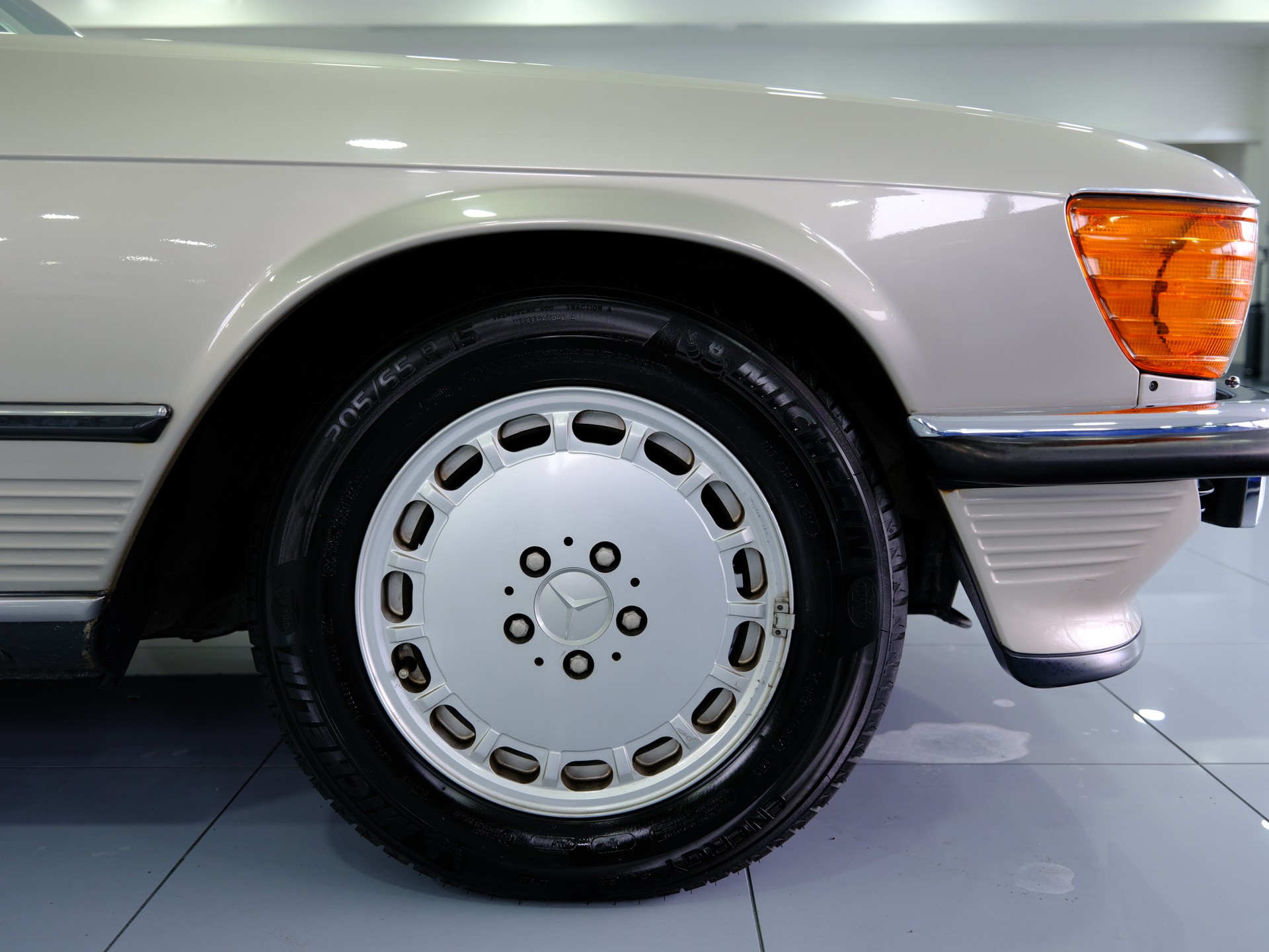 MERCEDES-BENZ 300 SL Automatic-image-13