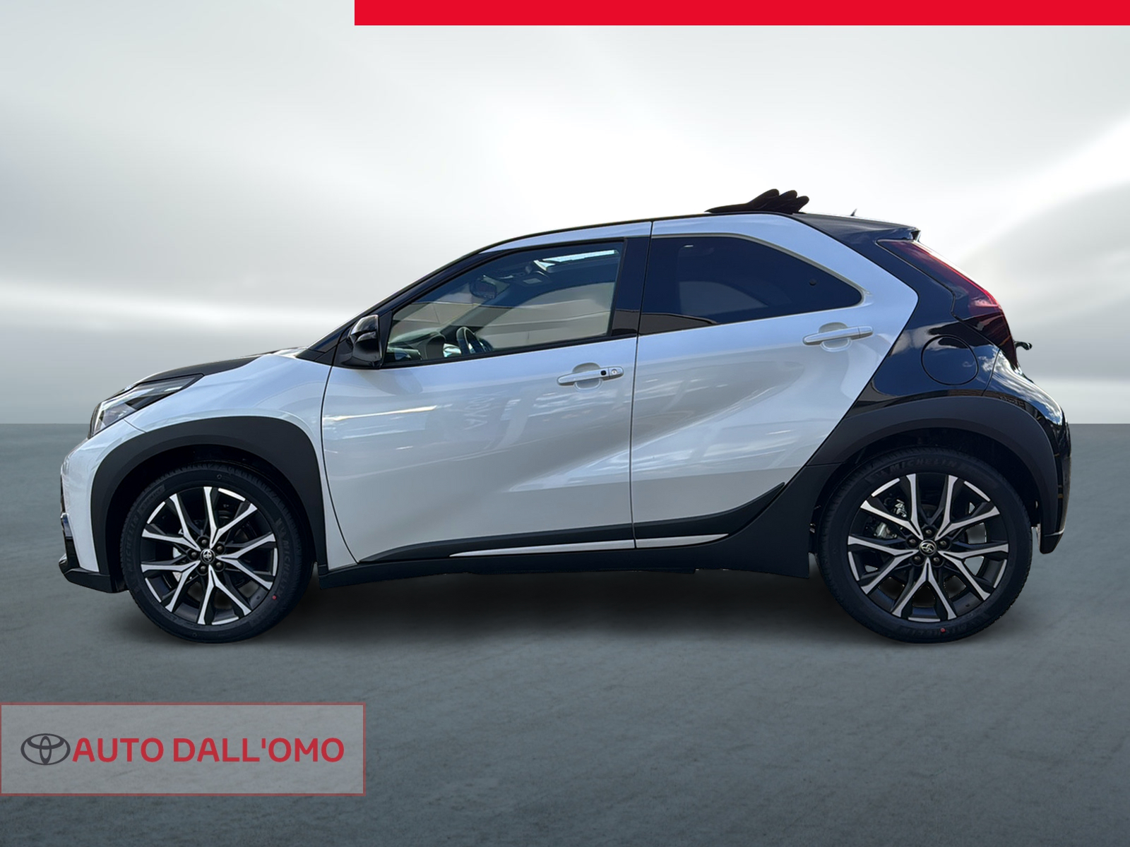 TOYOTA Aygo X 1.5 GR Sport e-CVT-showroom-element-3
