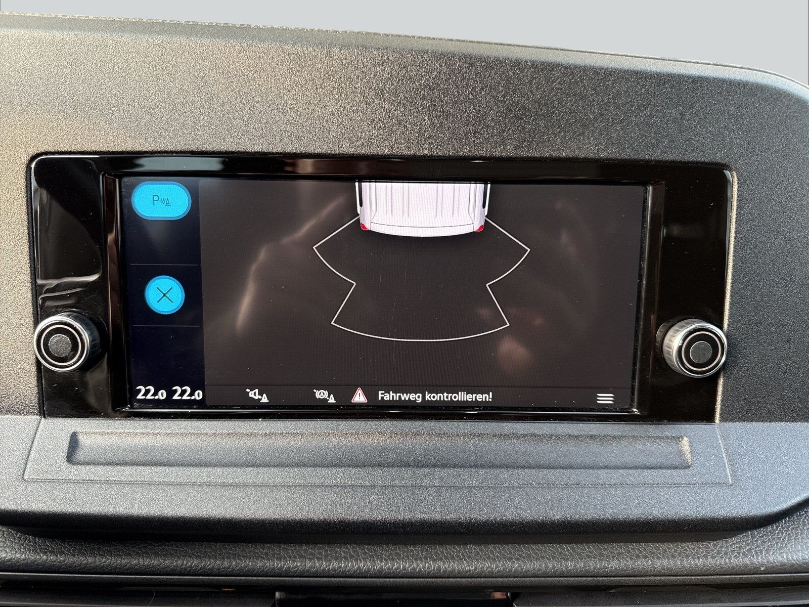 VW Caddy 2.0 TDI 4Motion-image-16