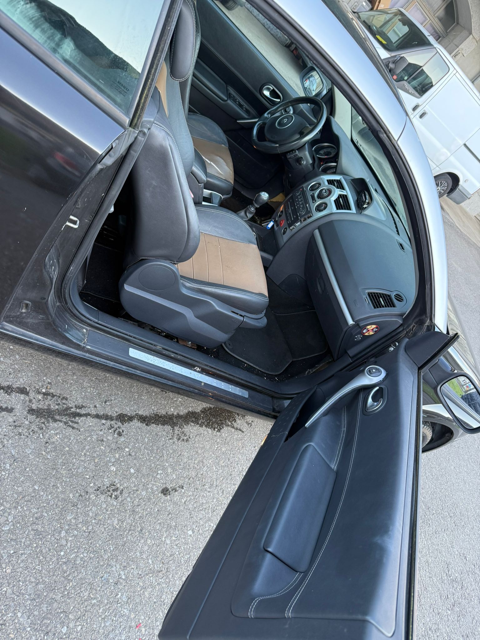 RENAULT Mégane C-C 2.0 16V Exception-image-9