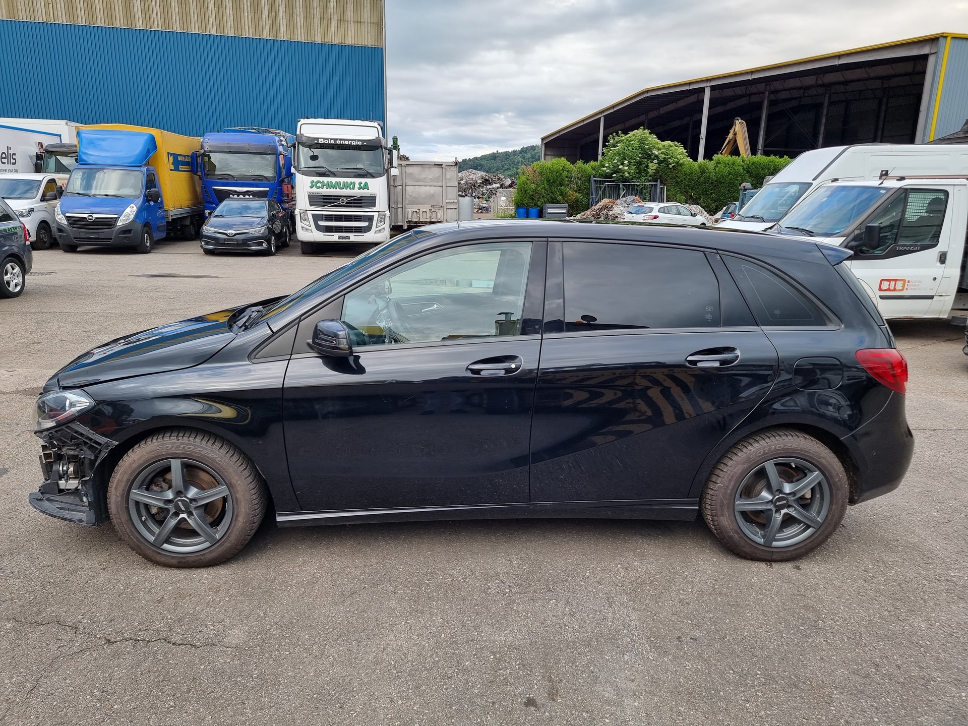 MERCEDES-BENZ B 220 Style 4Matic 7G-DCT-image-7