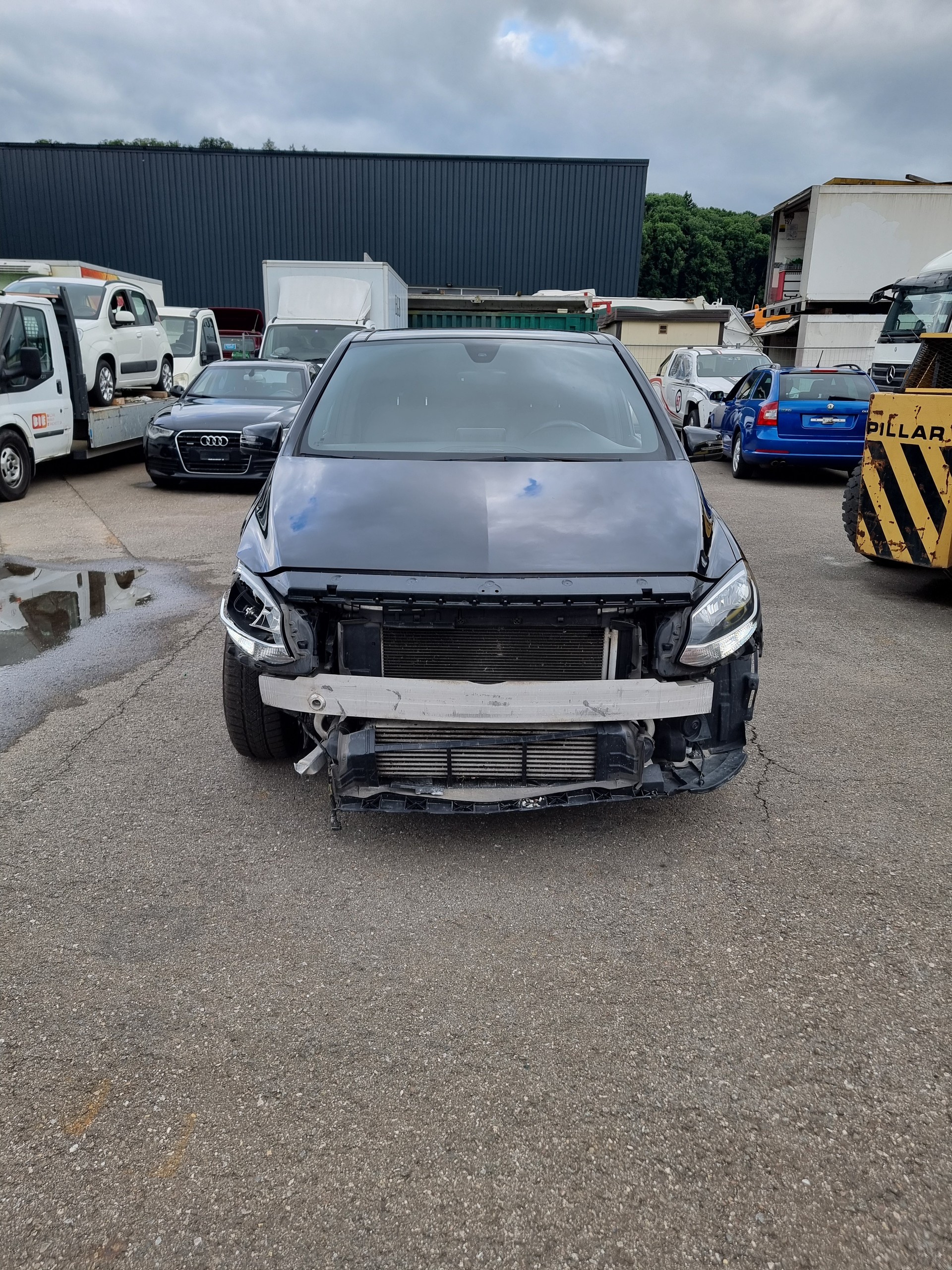 MERCEDES-BENZ B 220 Style 4Matic 7G-DCT-image-2