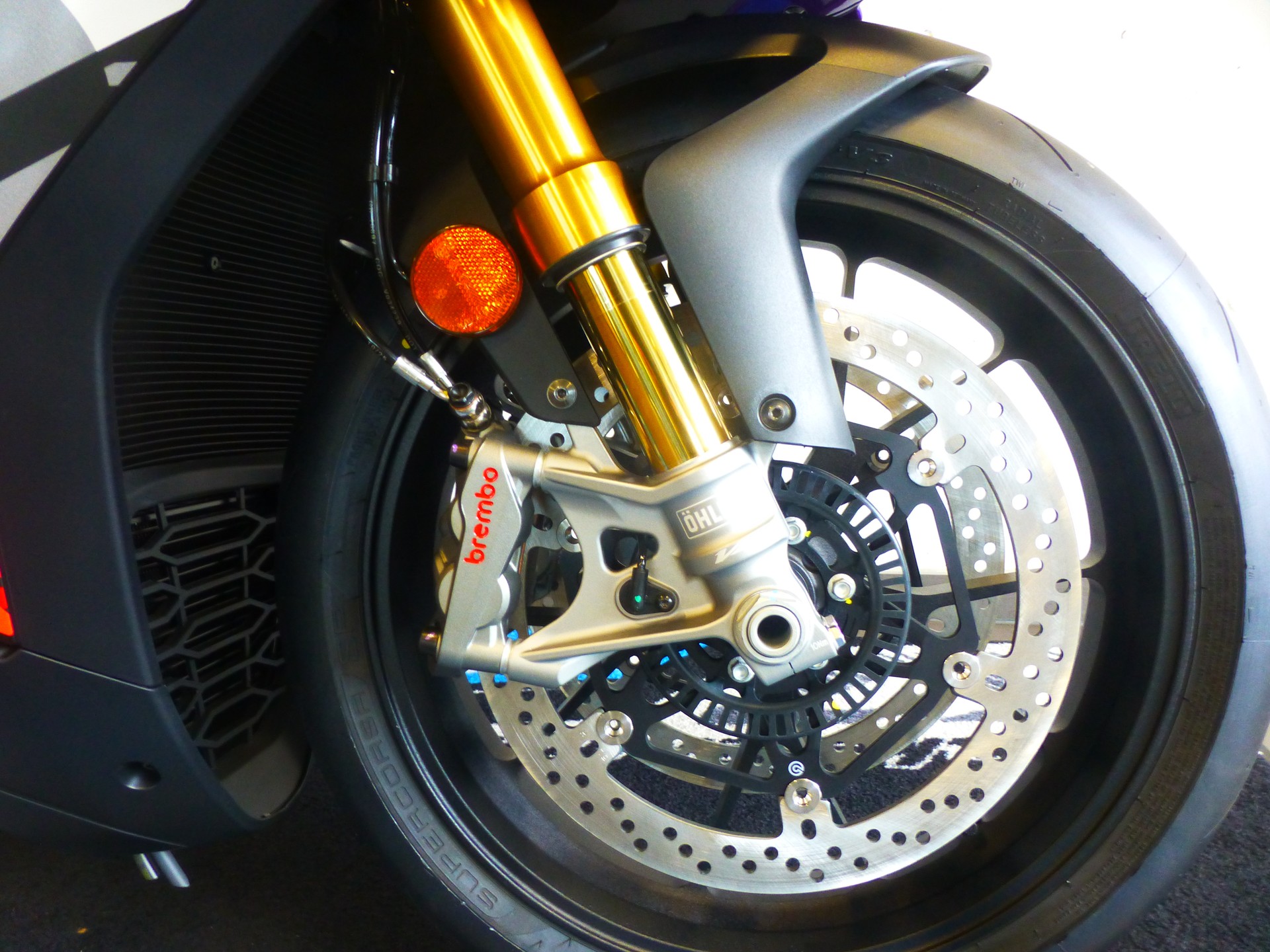 APRILIA RSV4 1100 E5+ Factory-image-7