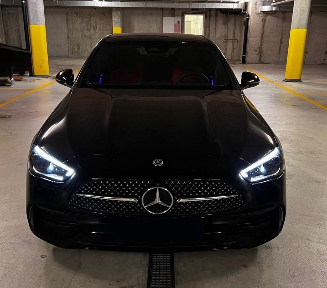 MERCEDES-BENZ C 300 d 4Matic AMG Line-image-1