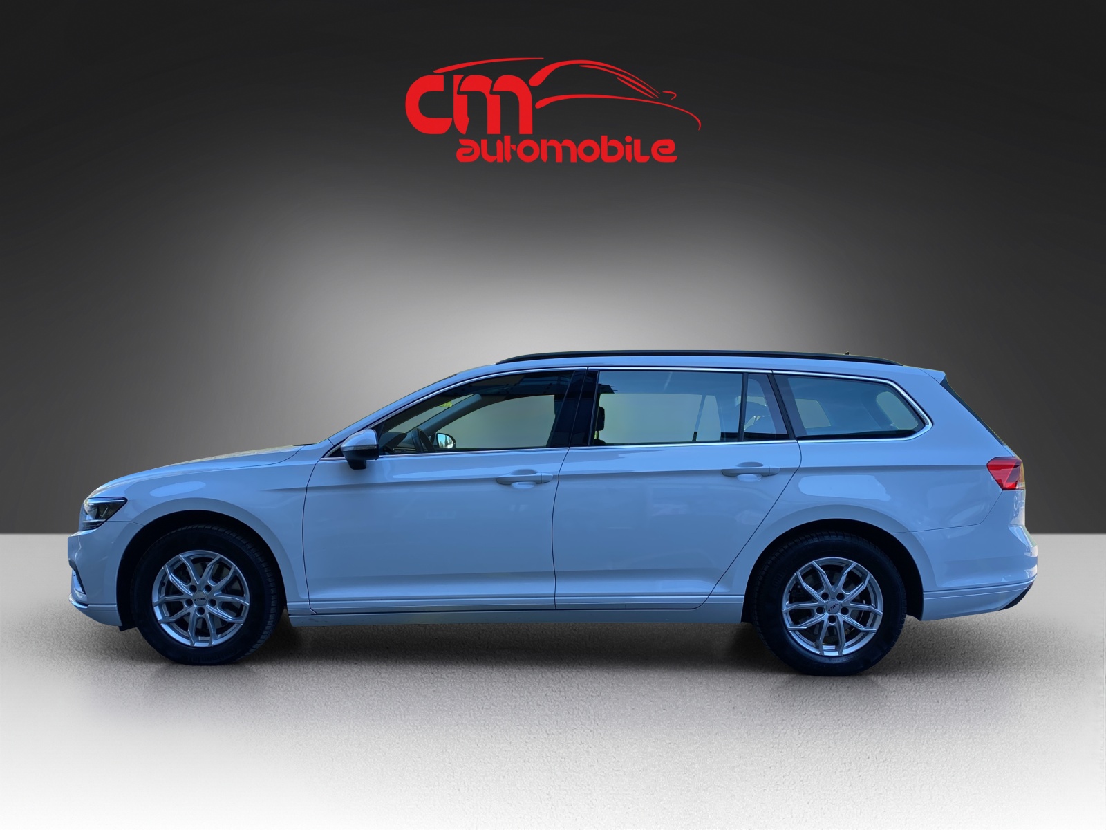 VW Passat Variant 2.0 TDI Business DSG-image-6