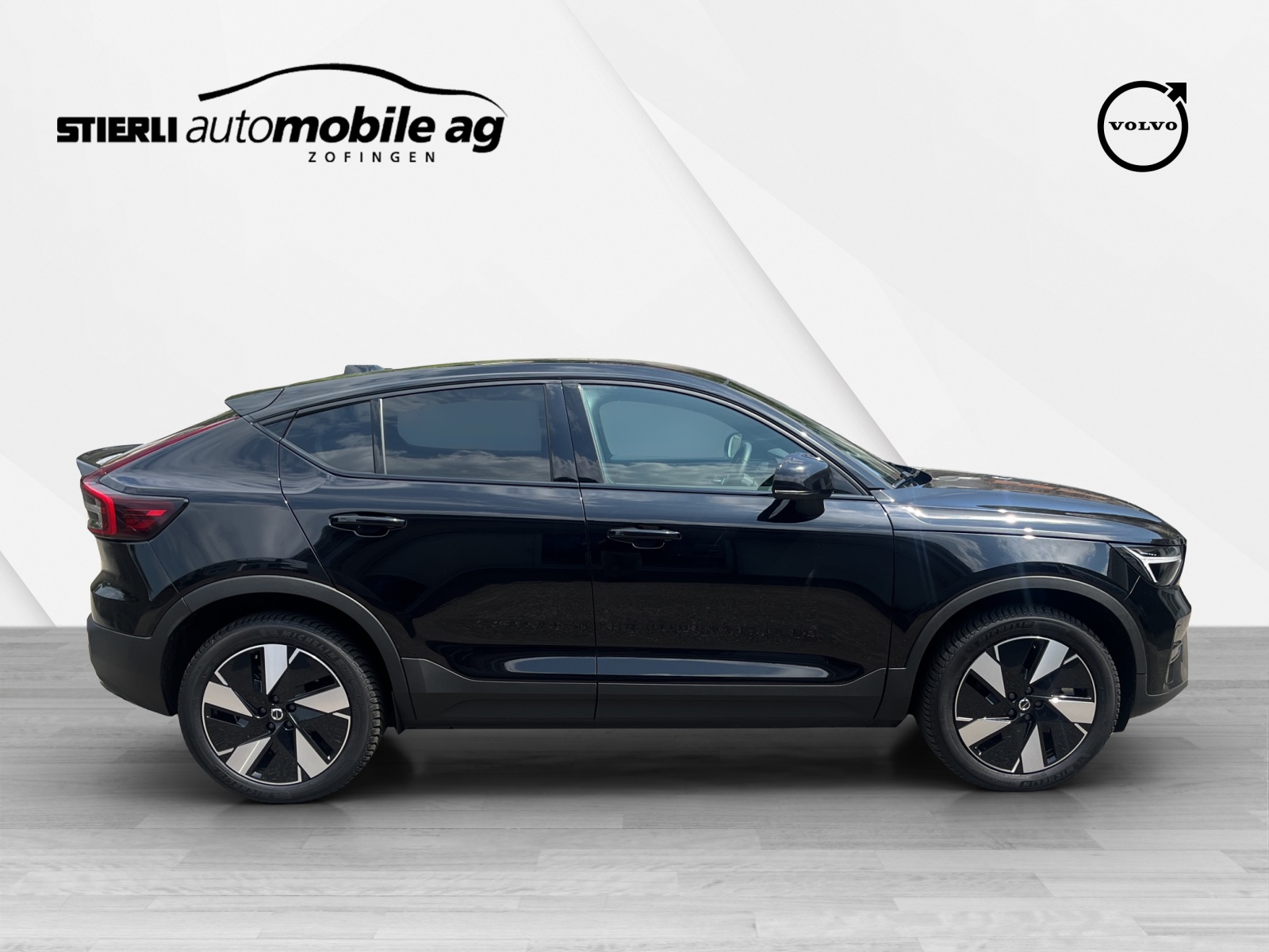VOLVO C40 E80 Plus AWD-showroom-element-3