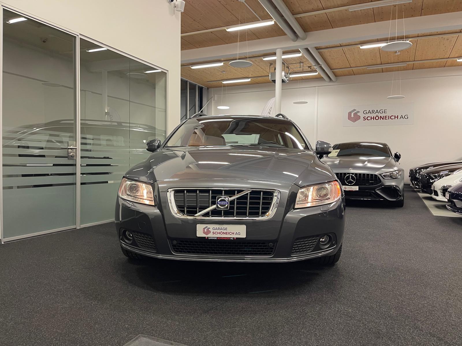 VOLVO V70 3.2 Summum-showroom-element-1