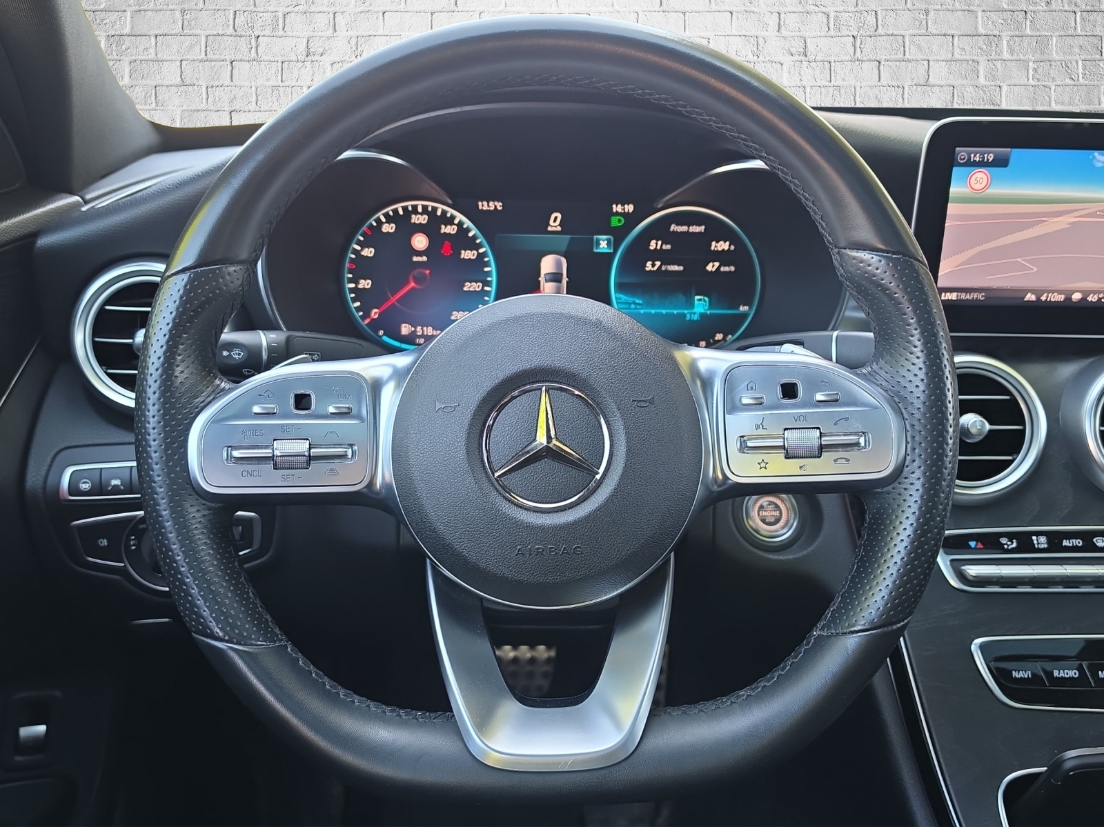 MERCEDES-BENZ C 220 d AMG Line 4Matic 9G-Tronic-image-11