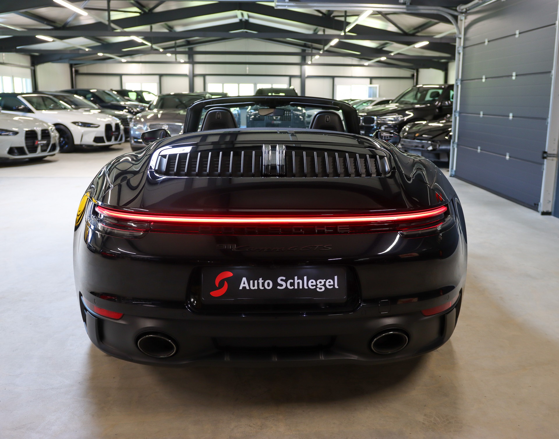PORSCHE 911 Carrera 4 GTS Cabriolet PDK-image-8