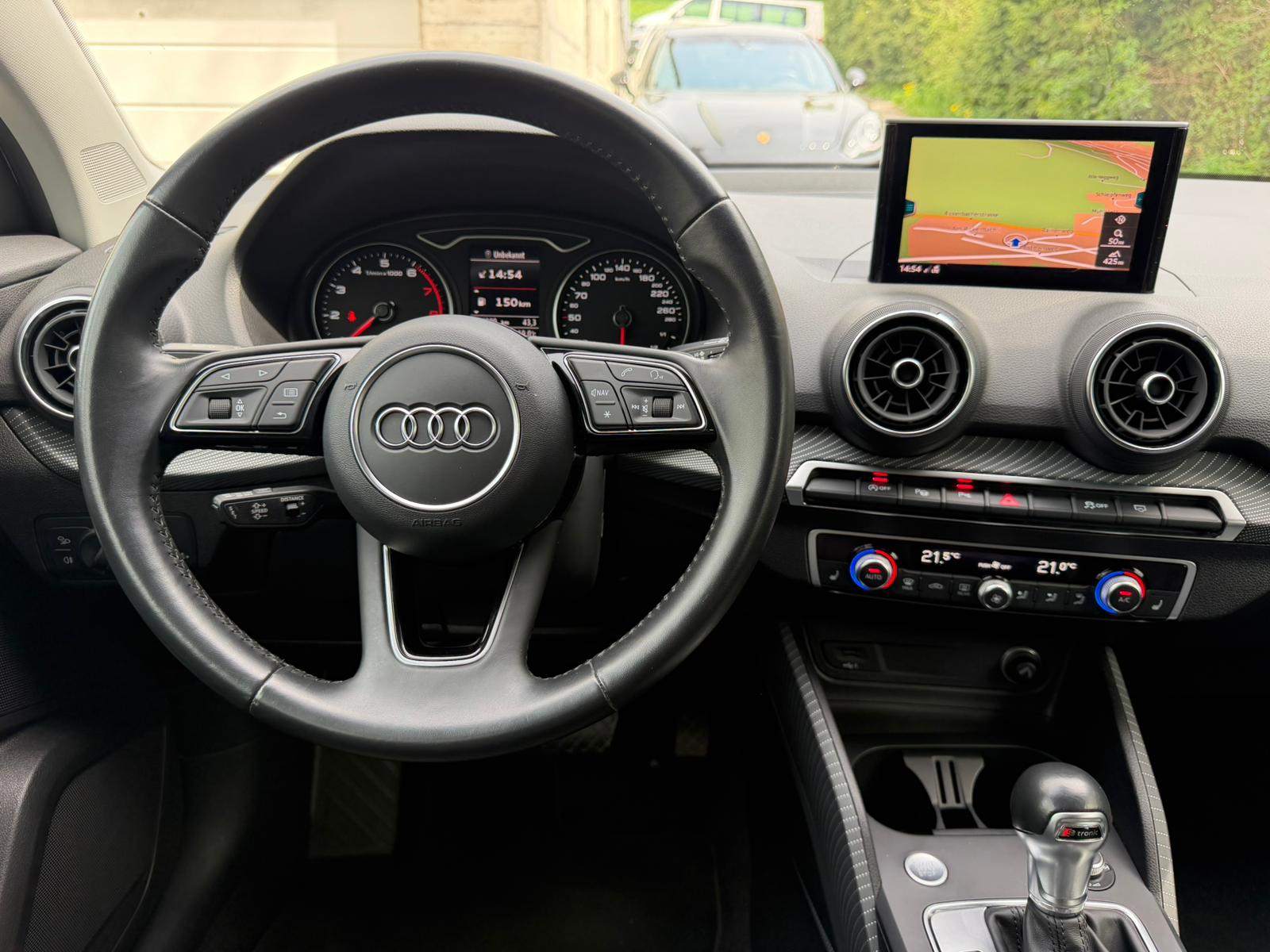 AUDI Q2 2.0 TFSI design quattro S-tronic-image-20