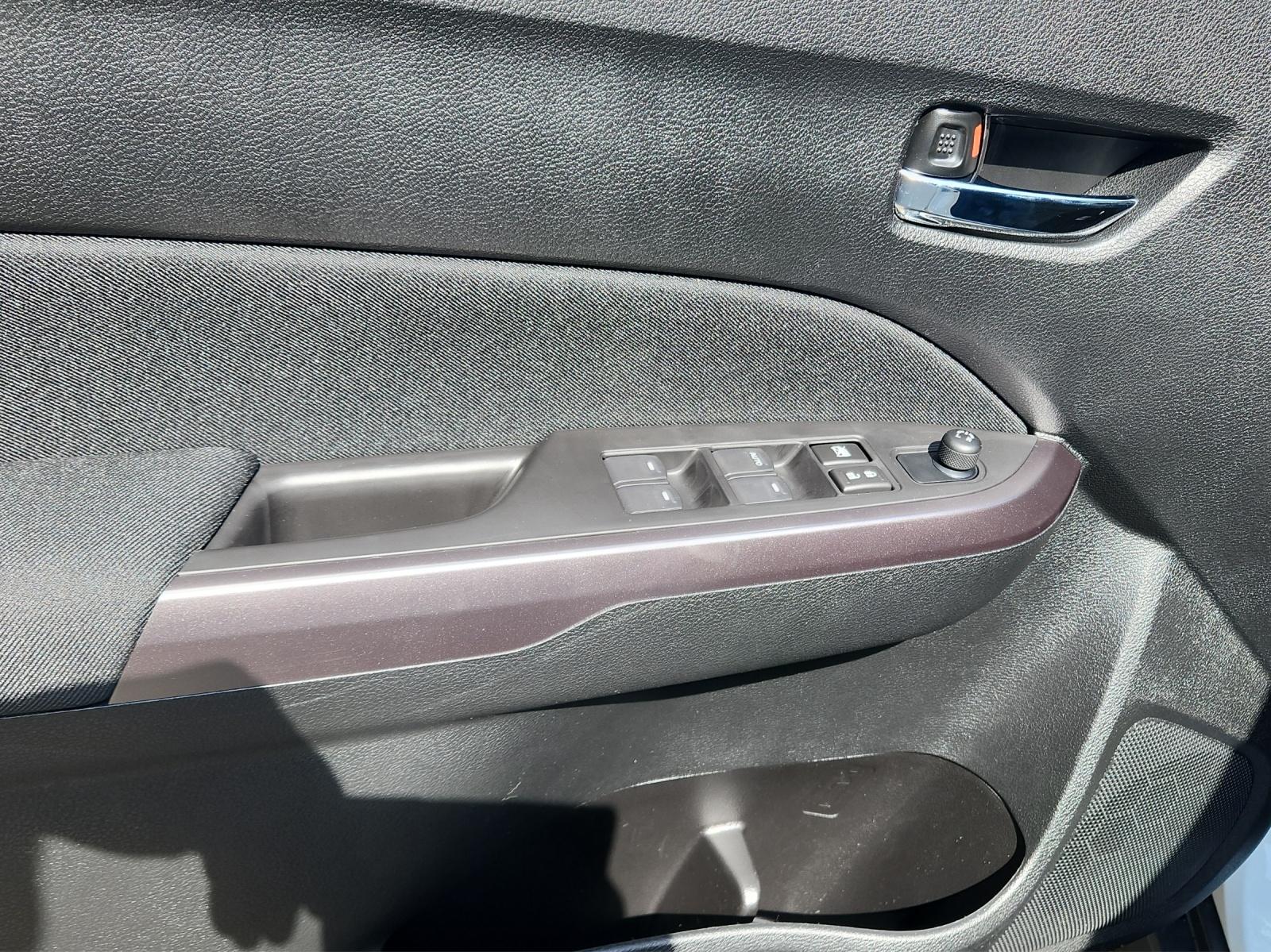SUZUKI Vitara 1.4 T Sakura Hybrid 4x4-image-13