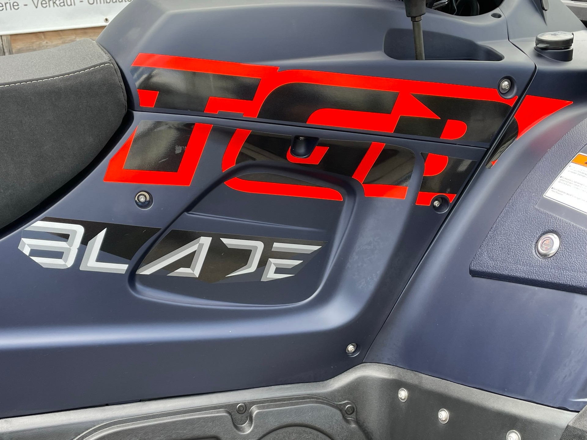 TGB Blade 1000 EFI LT Touring 4x4-image-5