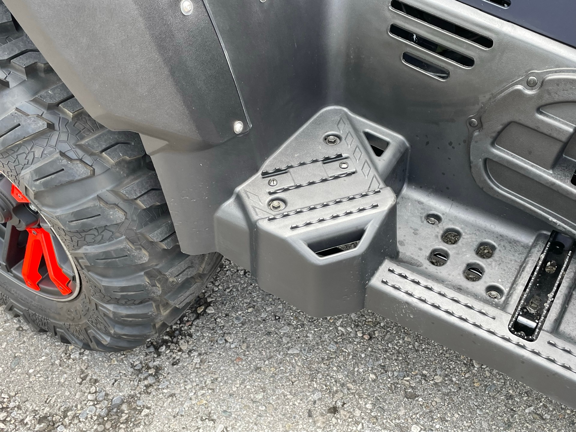 TGB Blade 1000 EFI LT Touring 4x4-image-10