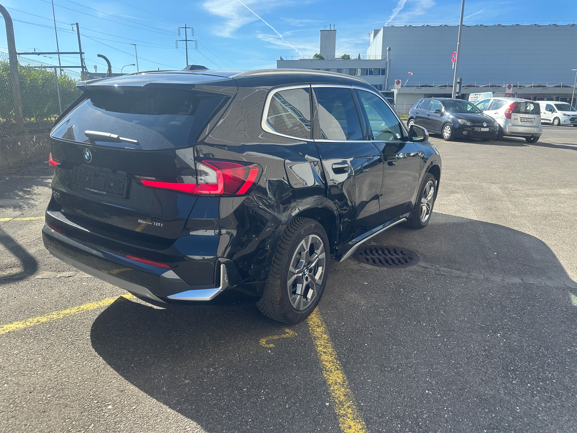 BMW X1 sDrive 18i-image-4