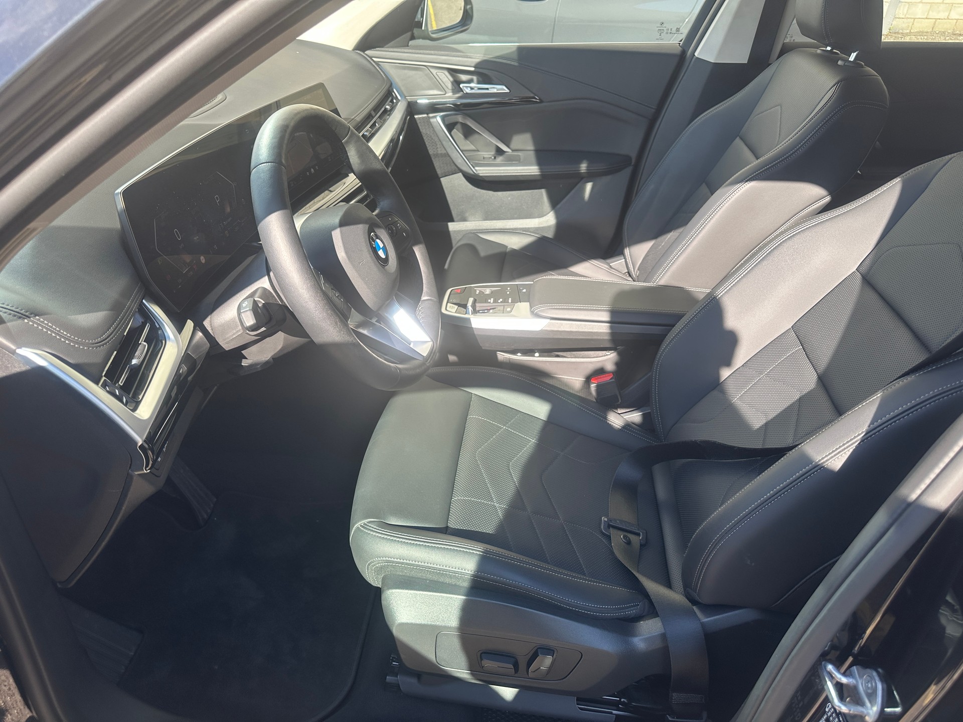 BMW X1 sDrive 18i-image-9