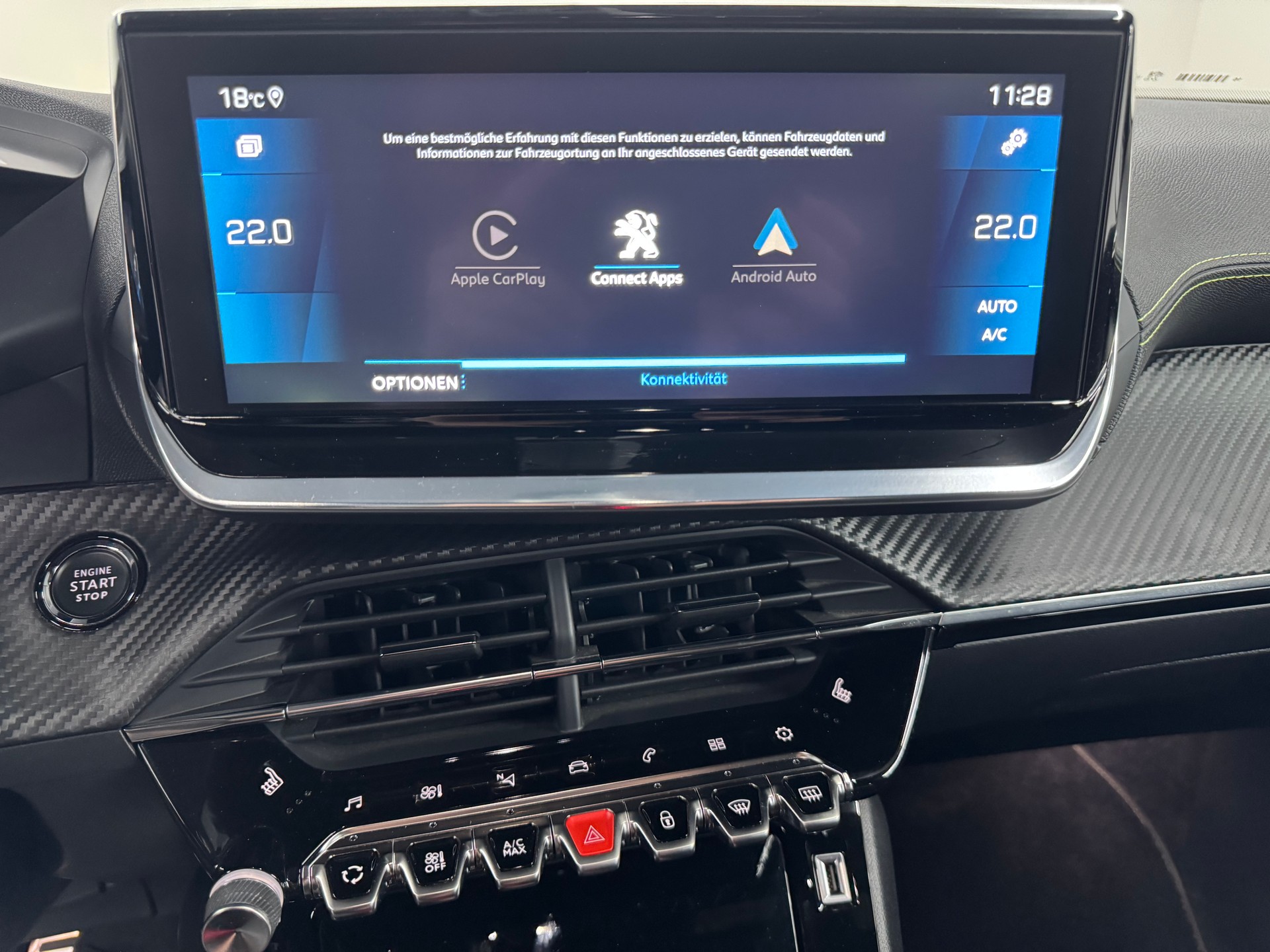 PEUGEOT 2008 1.2 PureTech GT EAT8-image-24