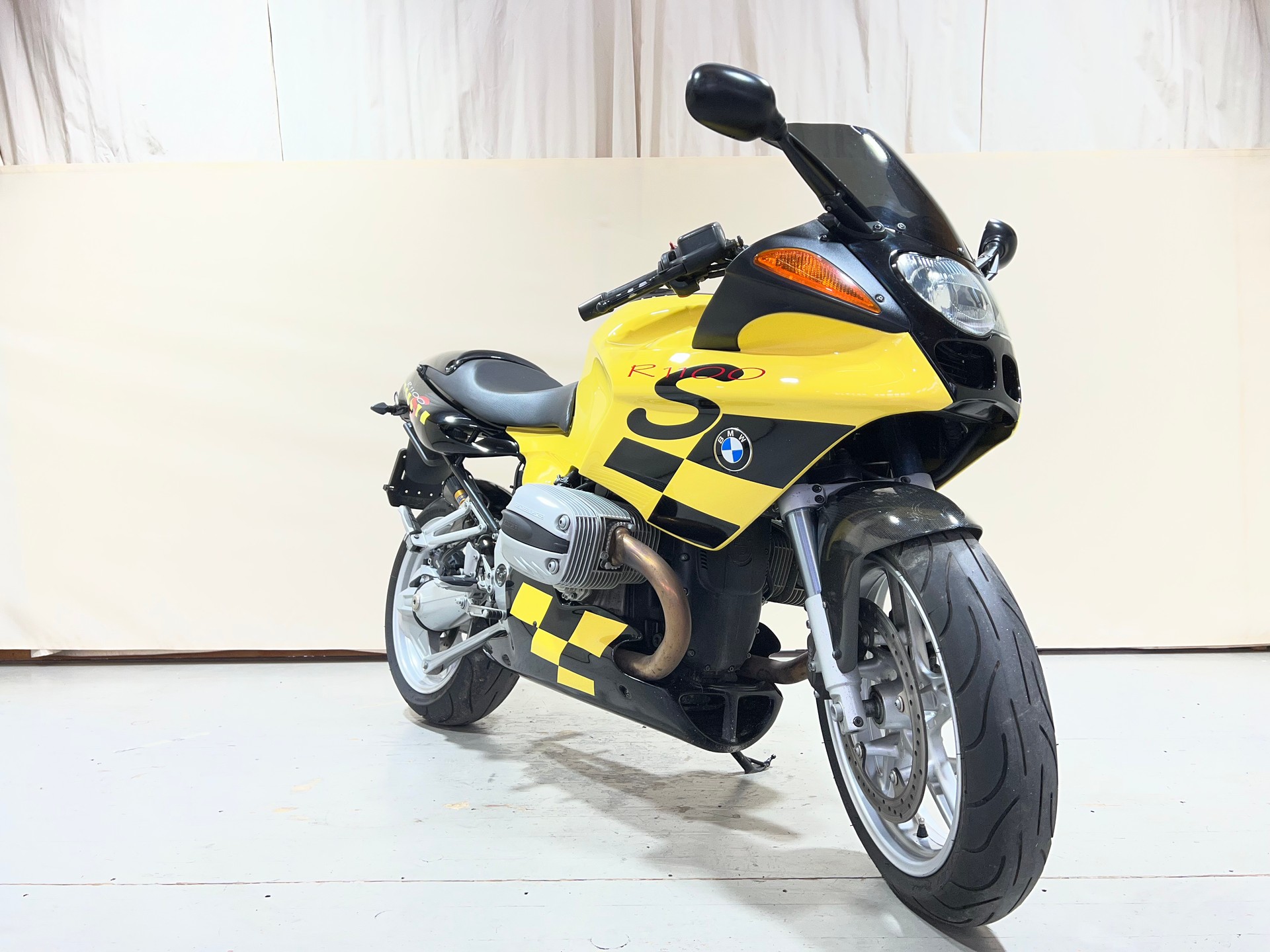 BMW R 1100 S-image-9