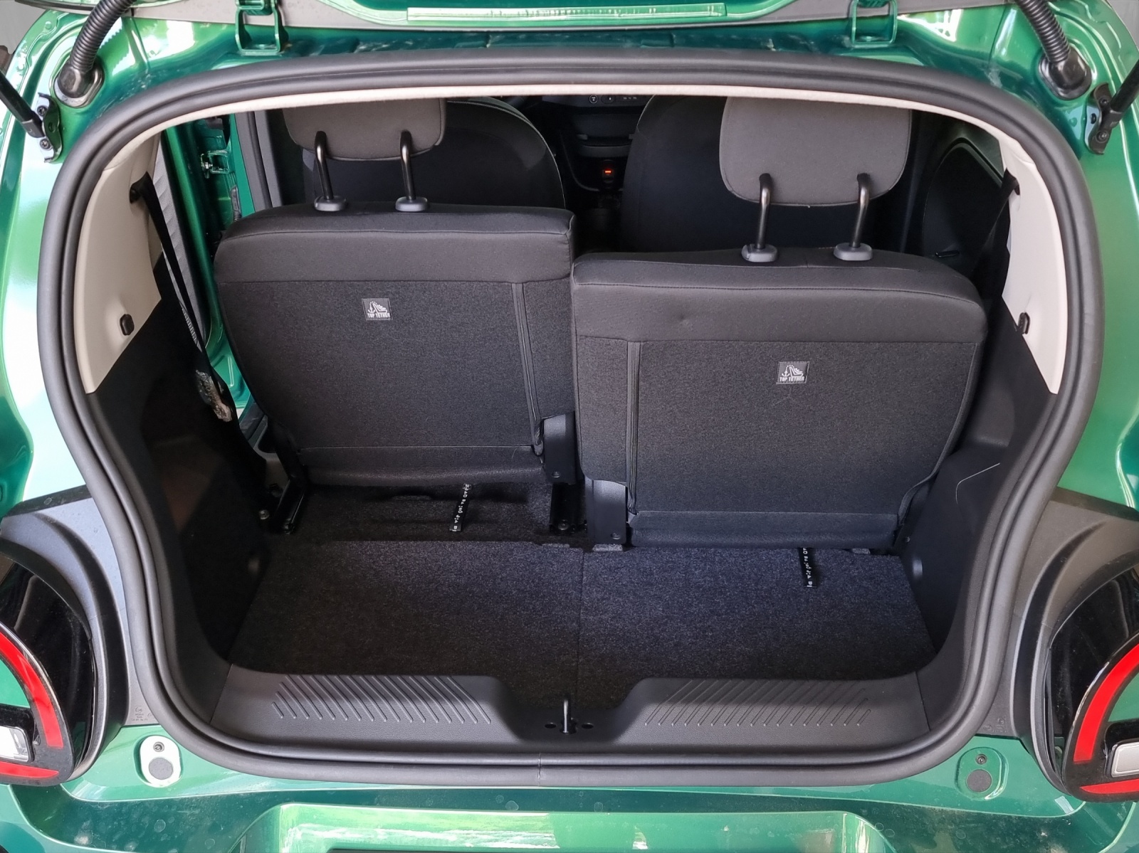 RENAULT Twingo E-Tech-image-9