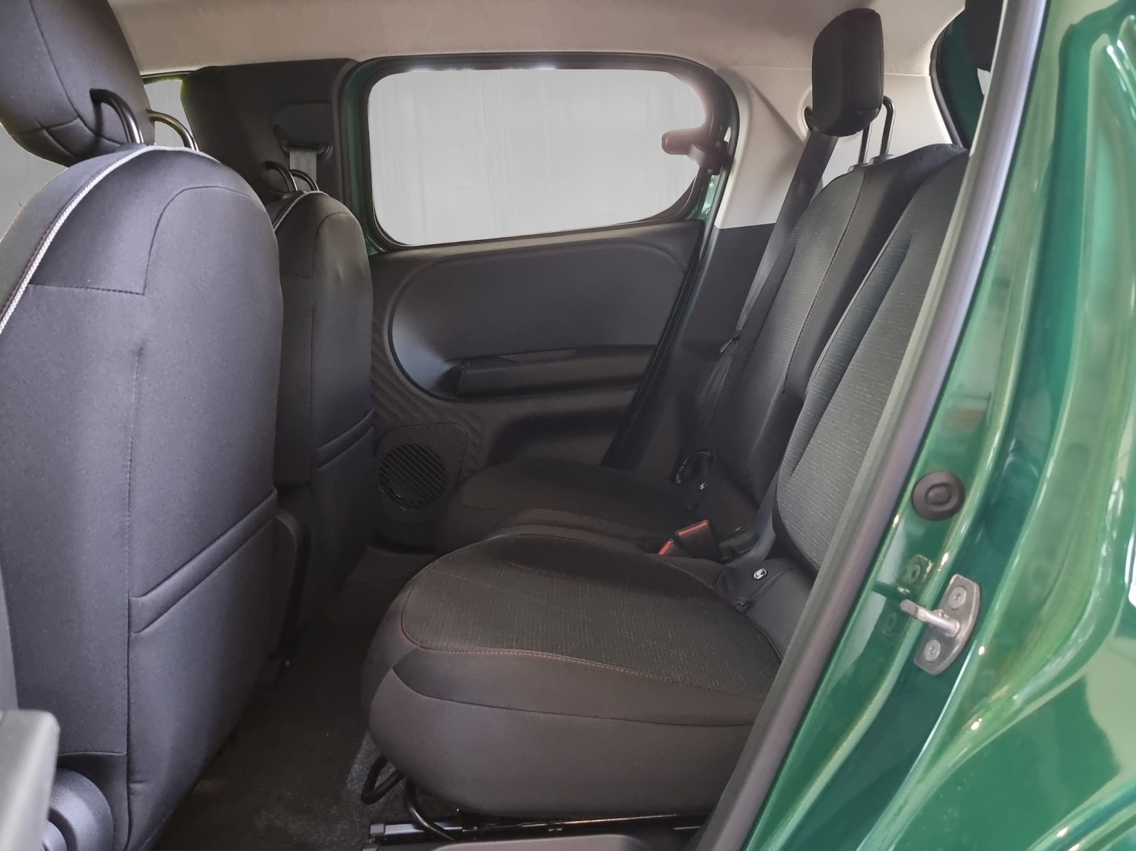 RENAULT Twingo E-Tech-image-7