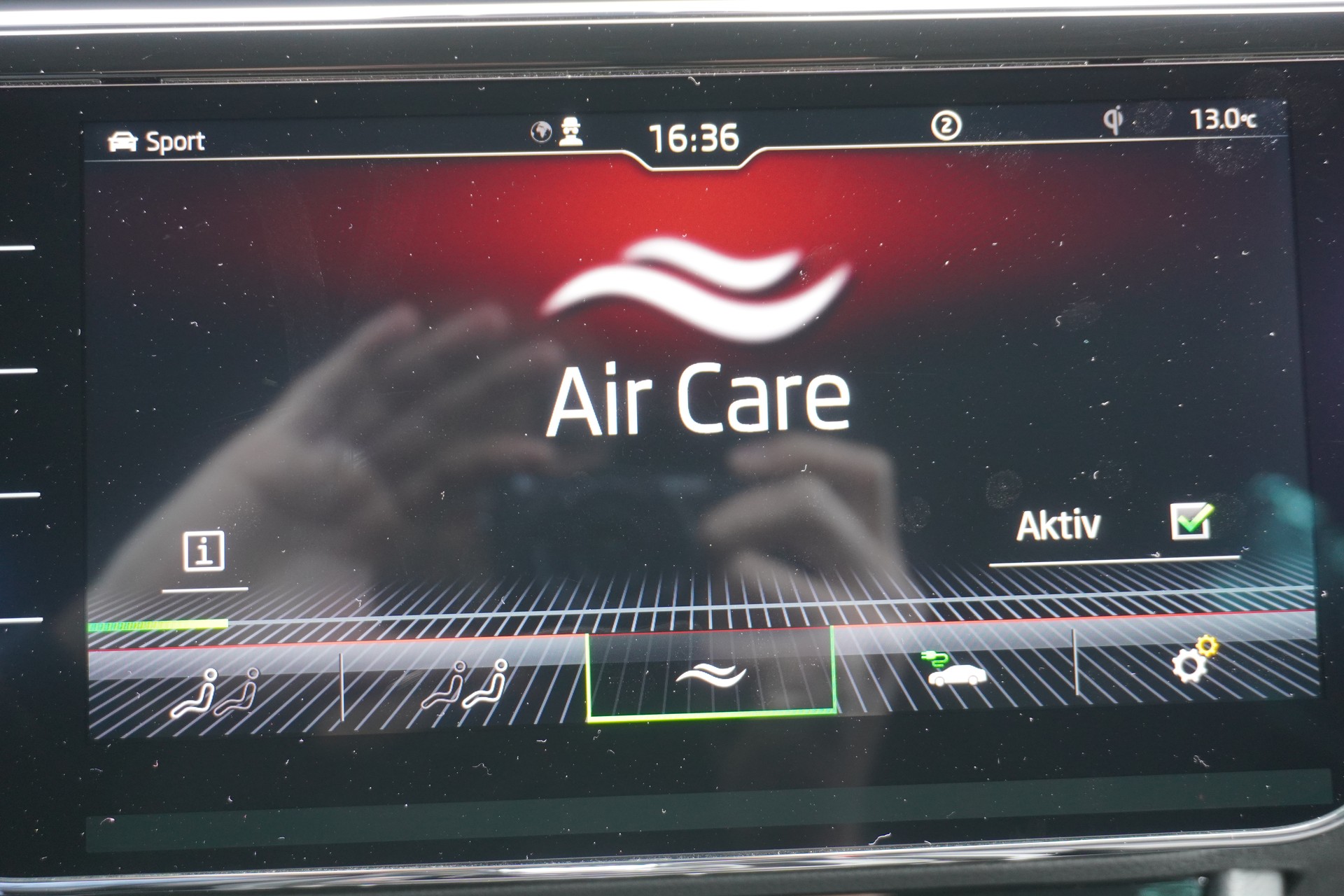 SKODA Superb 1.4 TSI Sport Line PHEV DSG-image-36