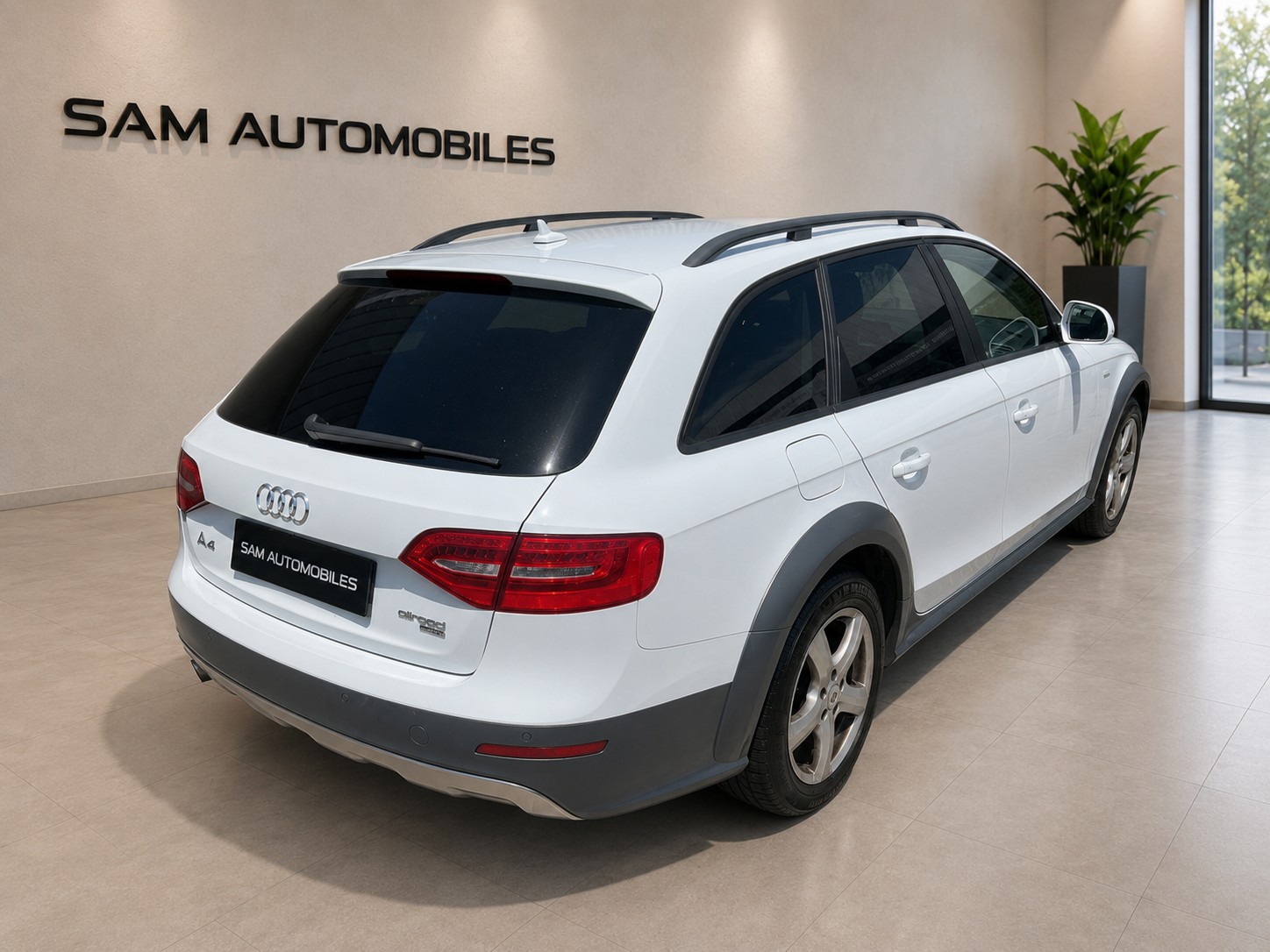 AUDI A4 allroad 2.0 TDI quattro S-tronic-image-3