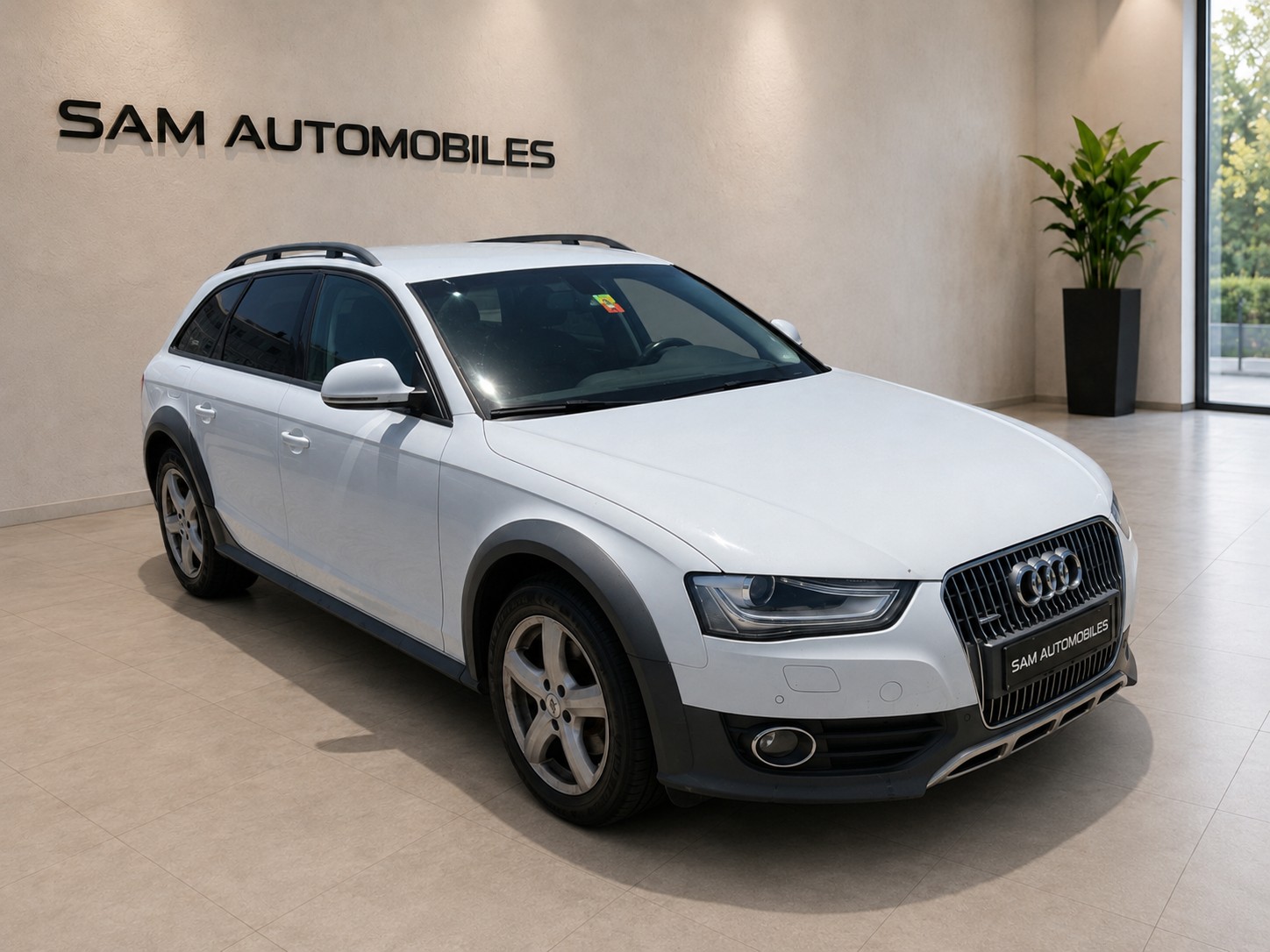 AUDI A4 allroad 2.0 TDI quattro S-tronic-image-2