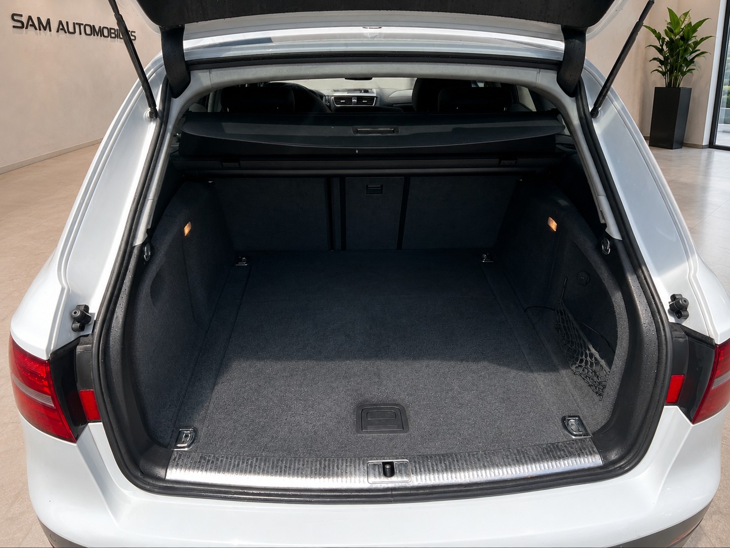 AUDI A4 allroad 2.0 TDI quattro S-tronic-image-5