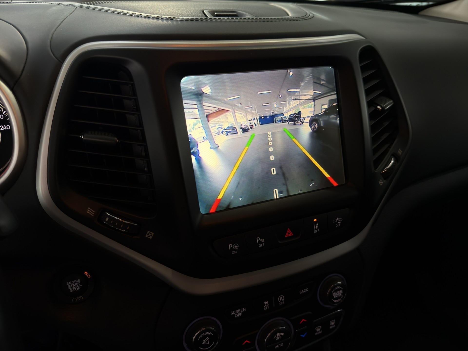 JEEP Cherokee 2.2TD Overland AWD 9ATX-image-9