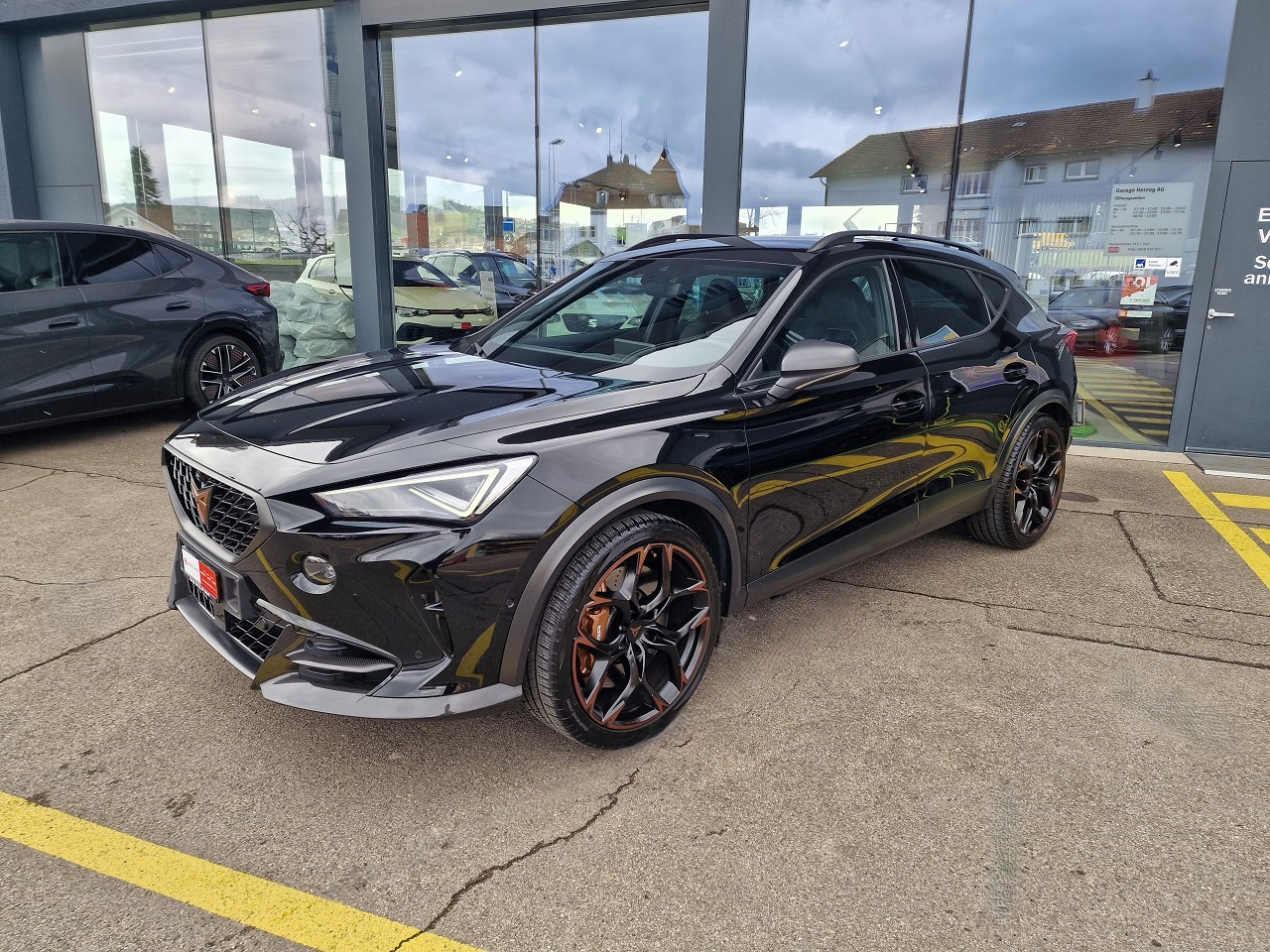 CUPRA Formentor 2.5TSI VZ5 4Drive DSG-showroom-element-1