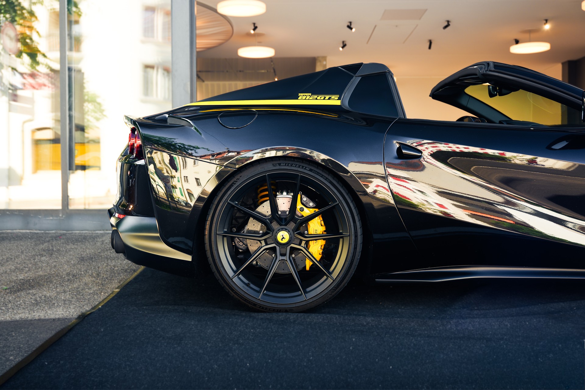 FERRARI 812 GTS-image-7