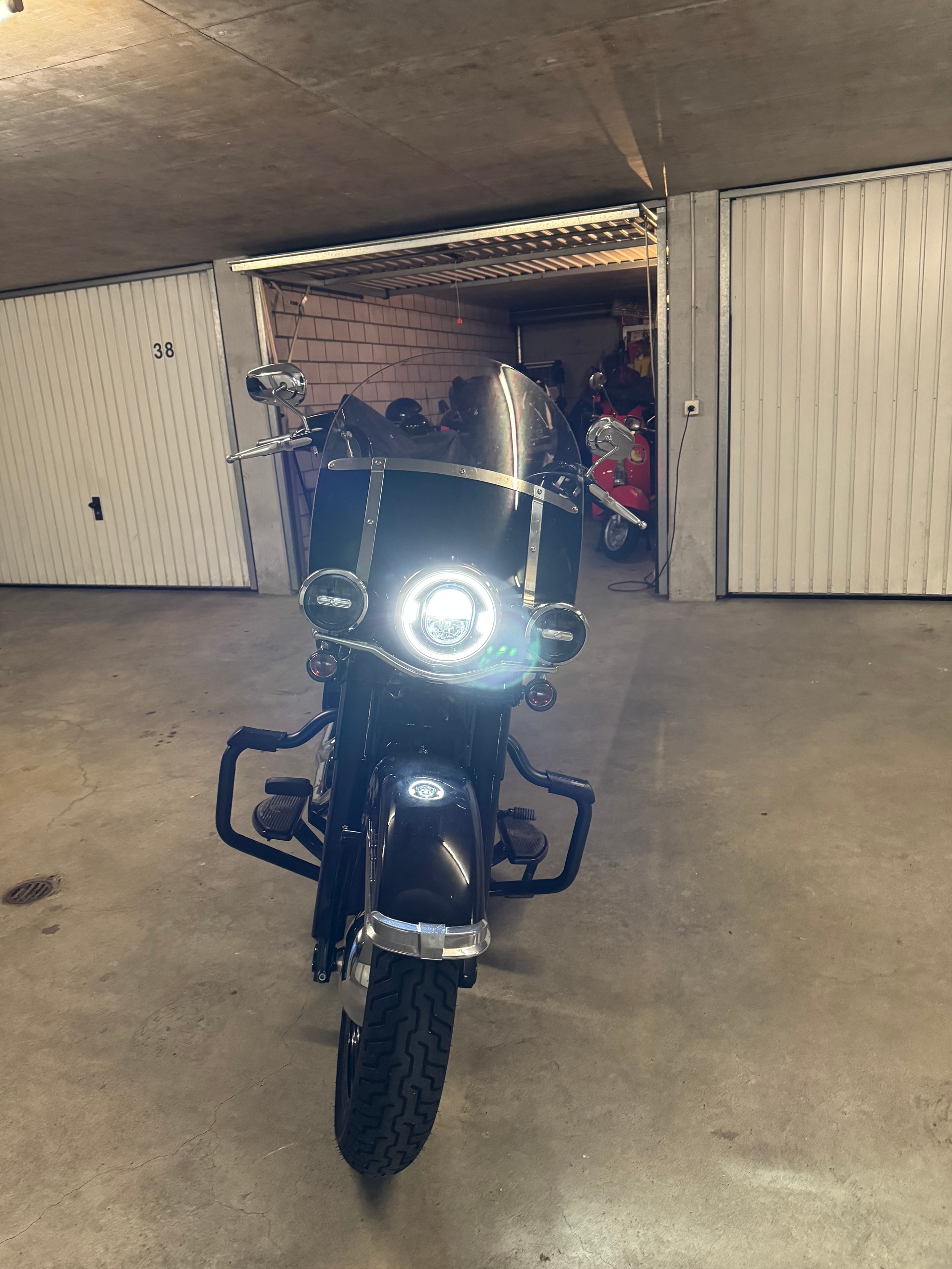 HARLEY-DAVIDSON FLHC Heritage Classic 107 ABS-image-2