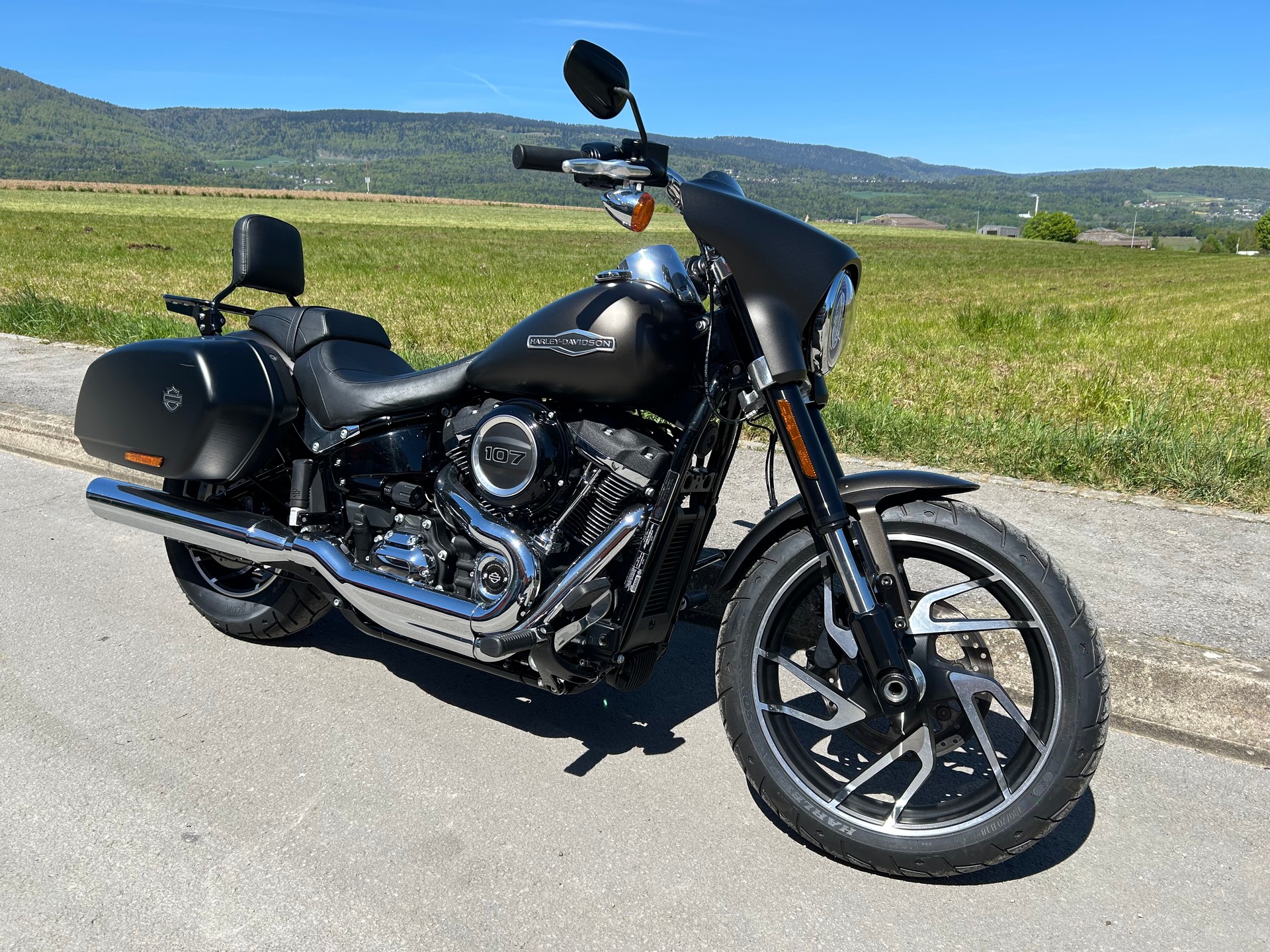HARLEY-DAVIDSON FLSB Sport Glide 107 ABS-image-0