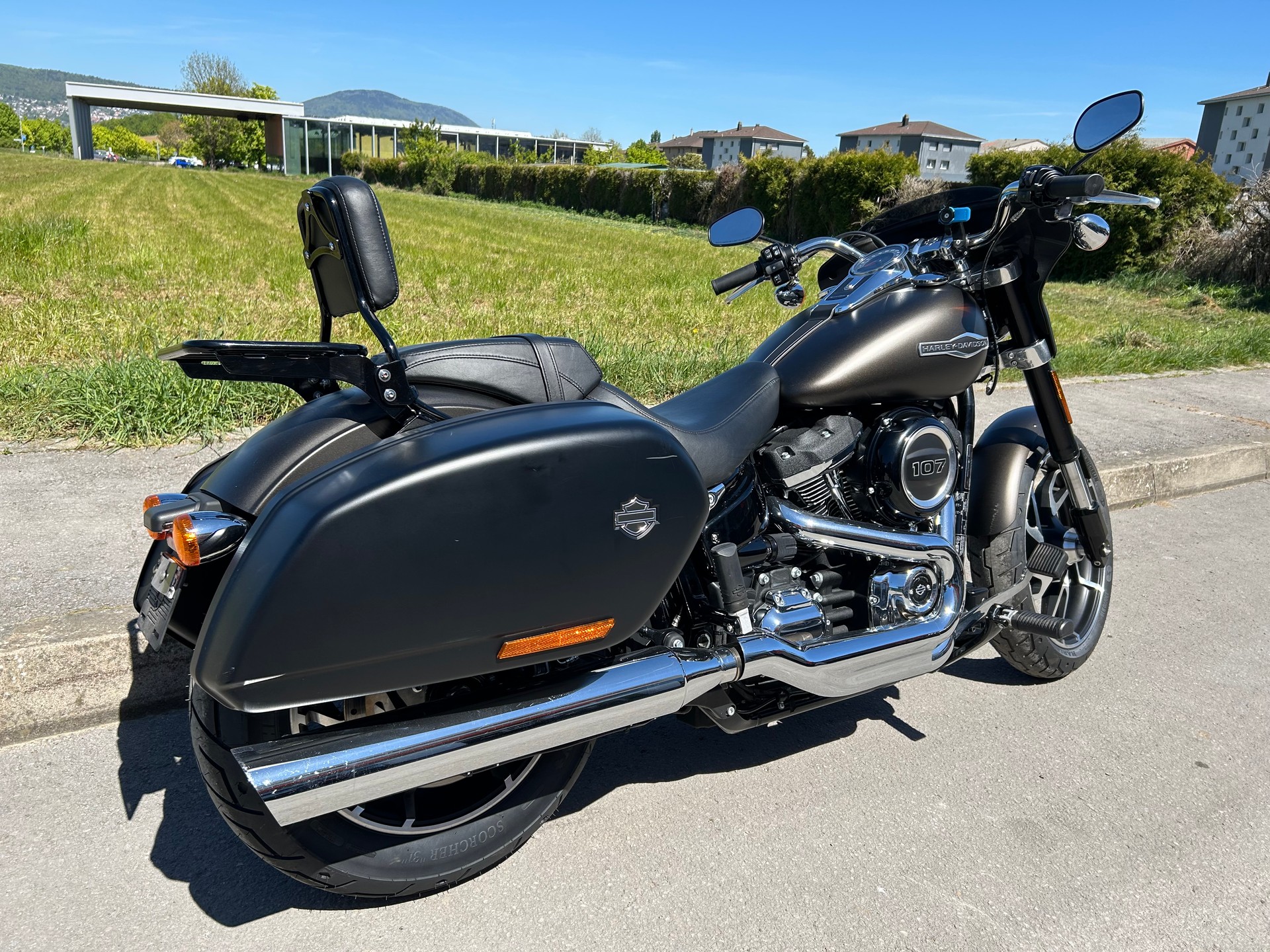 HARLEY-DAVIDSON FLSB Sport Glide 107 ABS-image-2