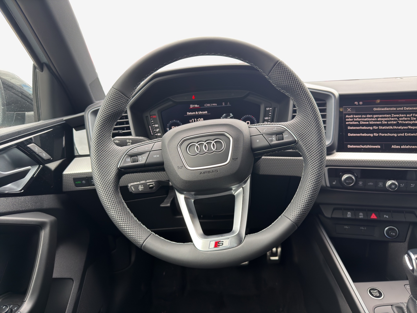 AUDI A1 Sportback 30 TFSI S Line Attraction S-tronic-image-9