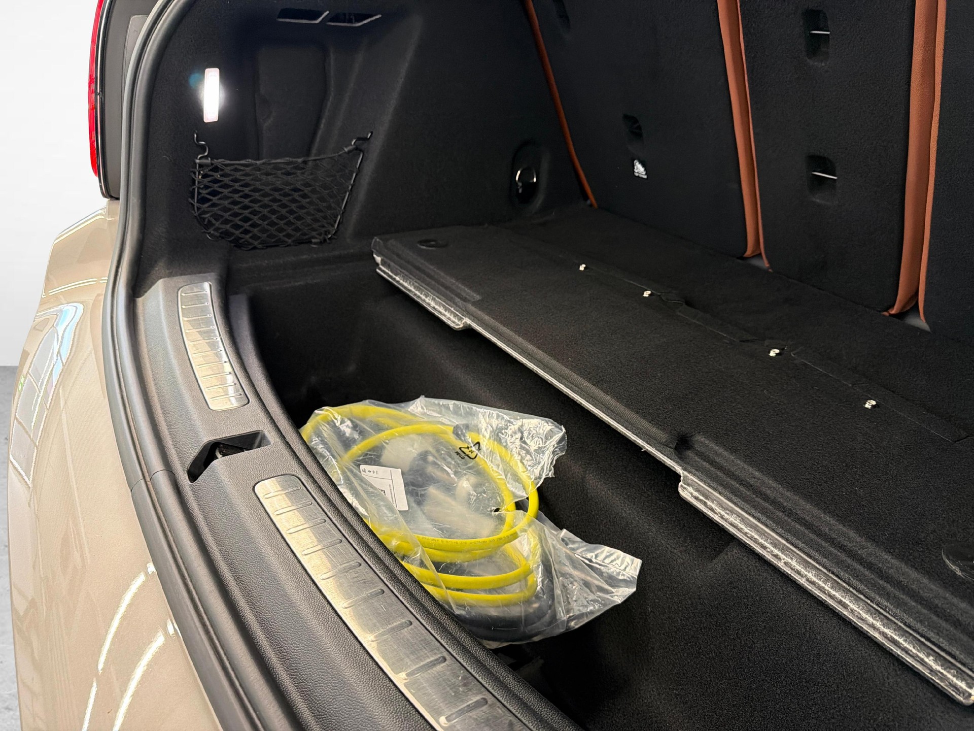 MINI Countryman F60 1.5i Cooper S E ALL4-image-20