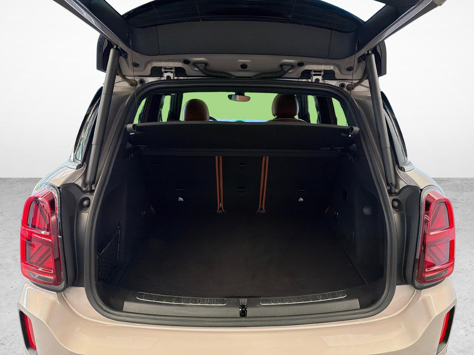 MINI Countryman F60 1.5i Cooper S E ALL4-image-18