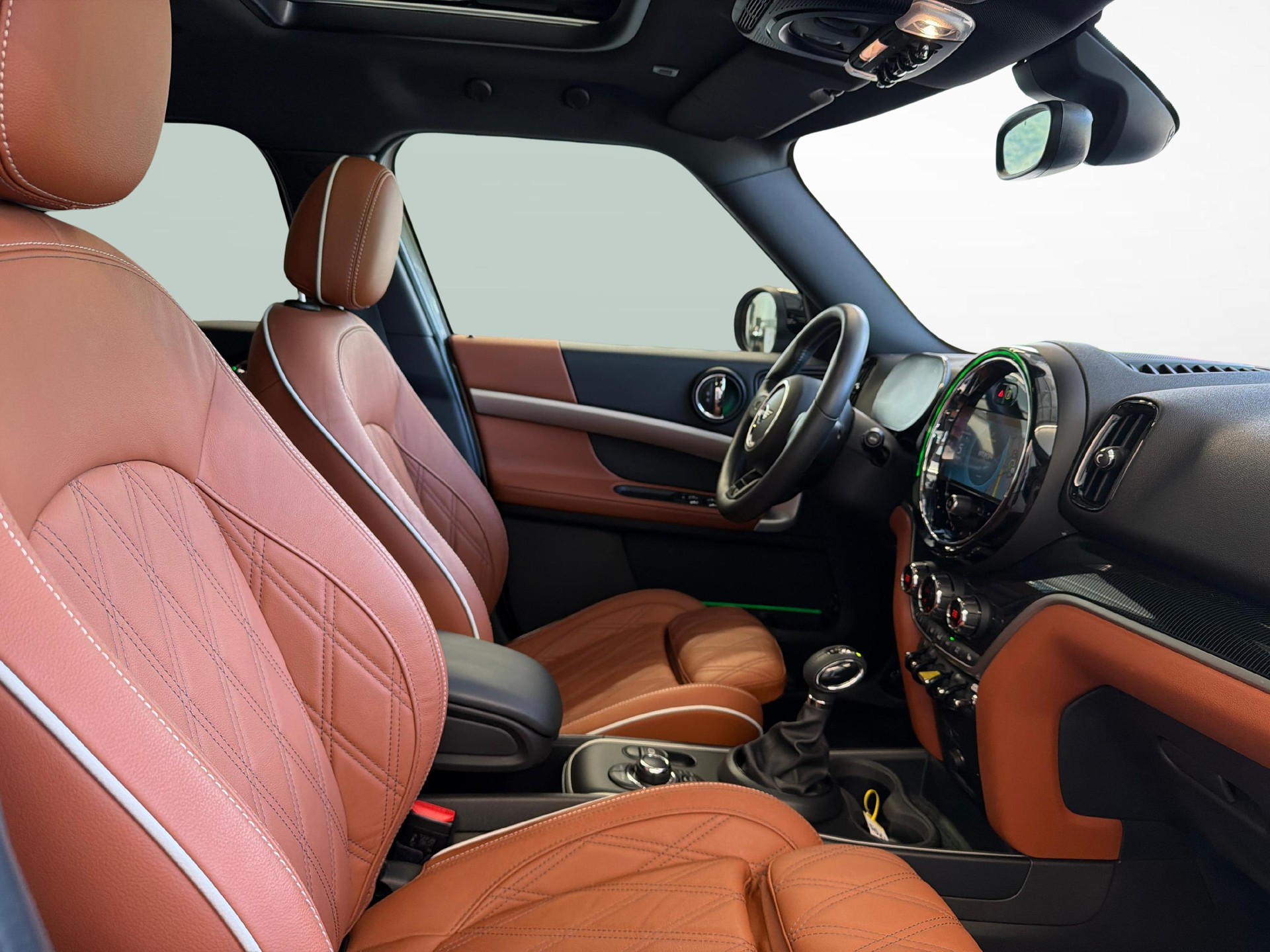 MINI Countryman F60 1.5i Cooper S E ALL4-image-17