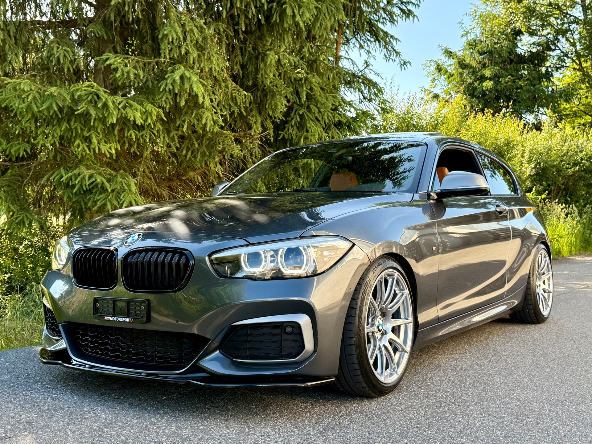 BMW M140i
