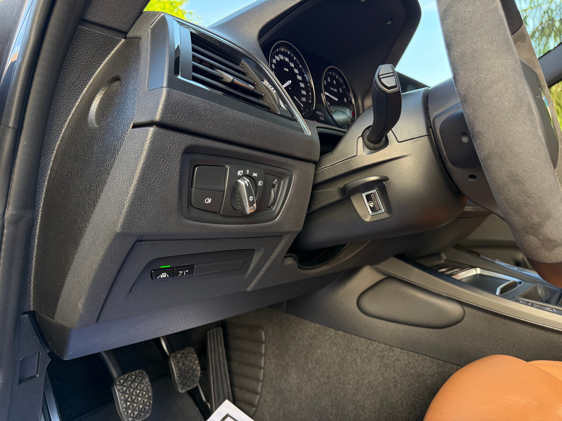 BMW M140i-image-5