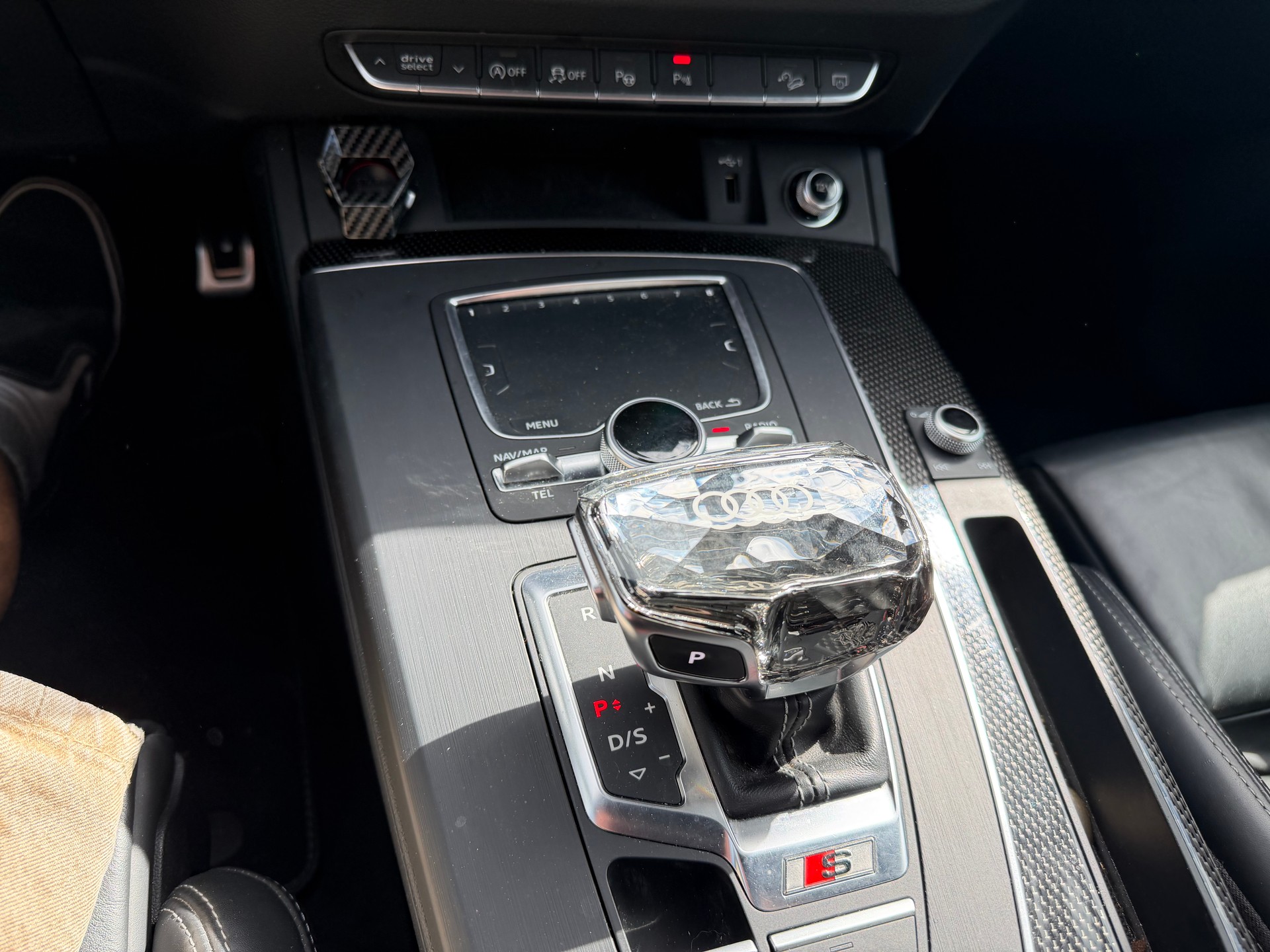 AUDI SQ5 3.0 TFSI quattro S-tronic-image-11