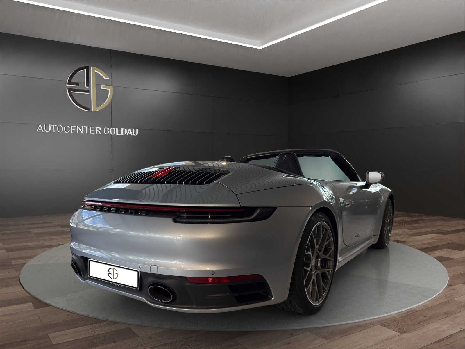 PORSCHE 911 Carrera 4 Cabriolet PDK-showroom-element-3