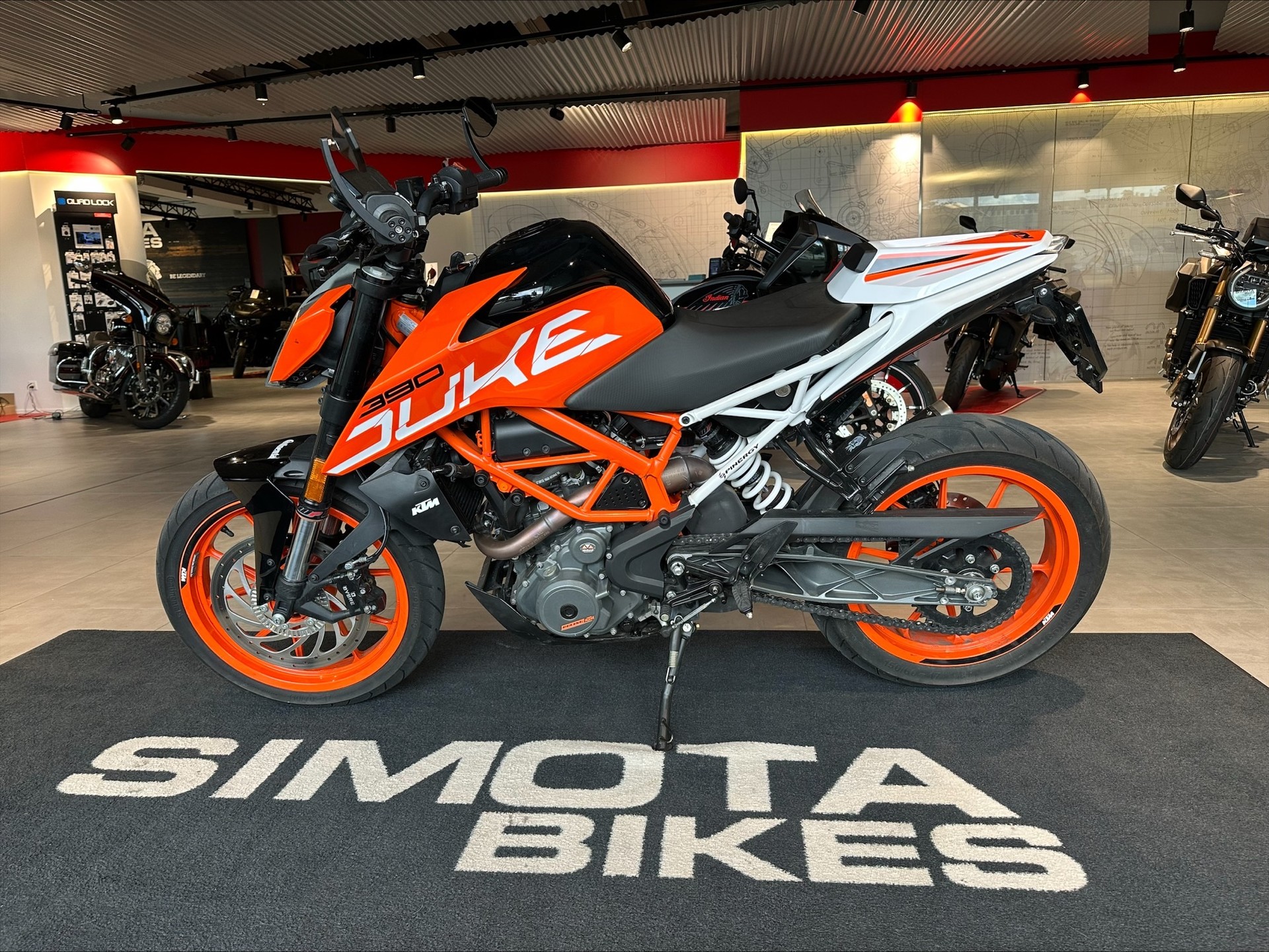 KTM 390 Duke ABS-image-1